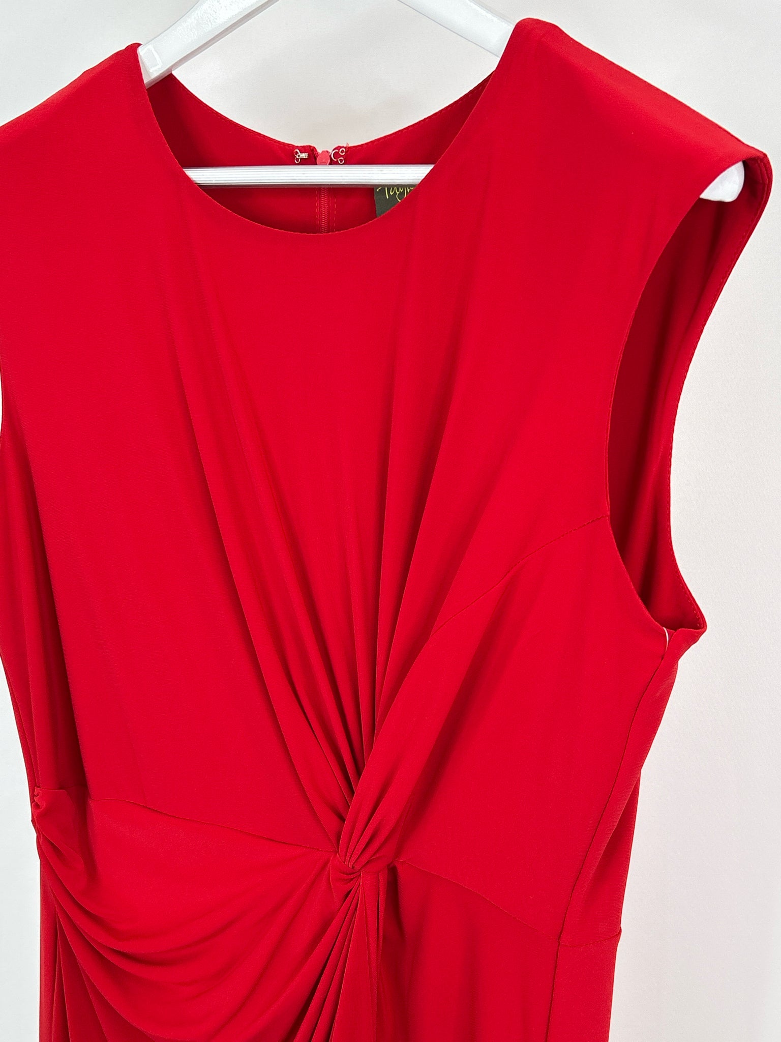 TAYLOR Size 16W Red Women Dress NWT