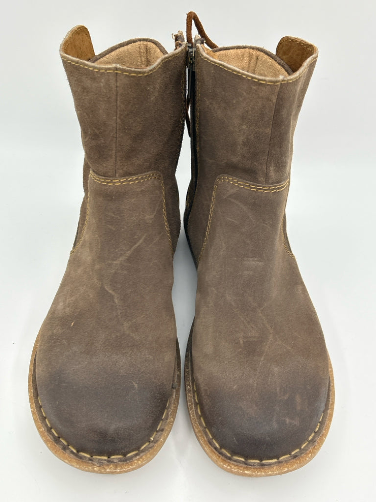 BORN Women Size 8 Brown Booties