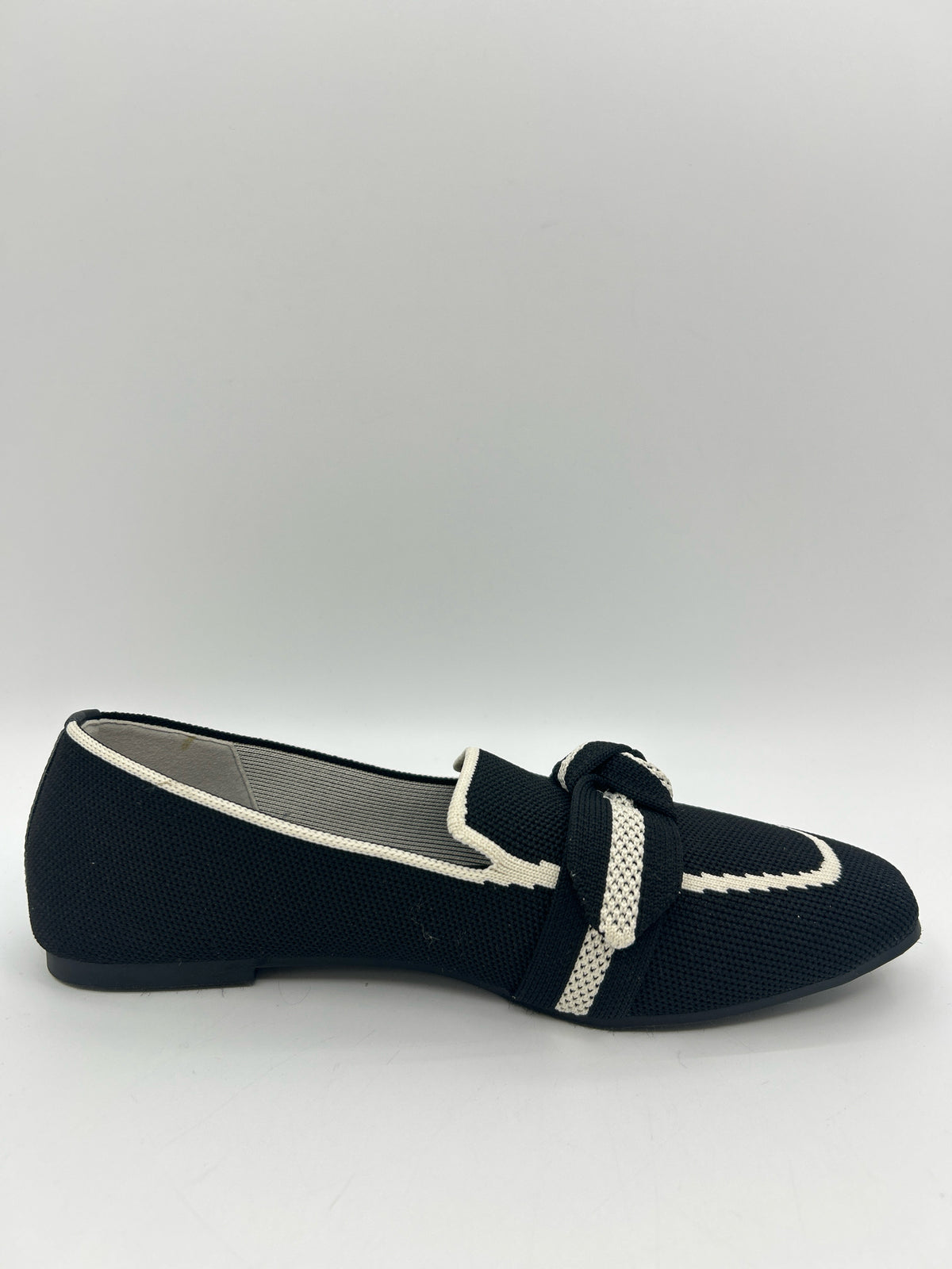 ANNE KLEIN Size 8.5 Black Women Flats