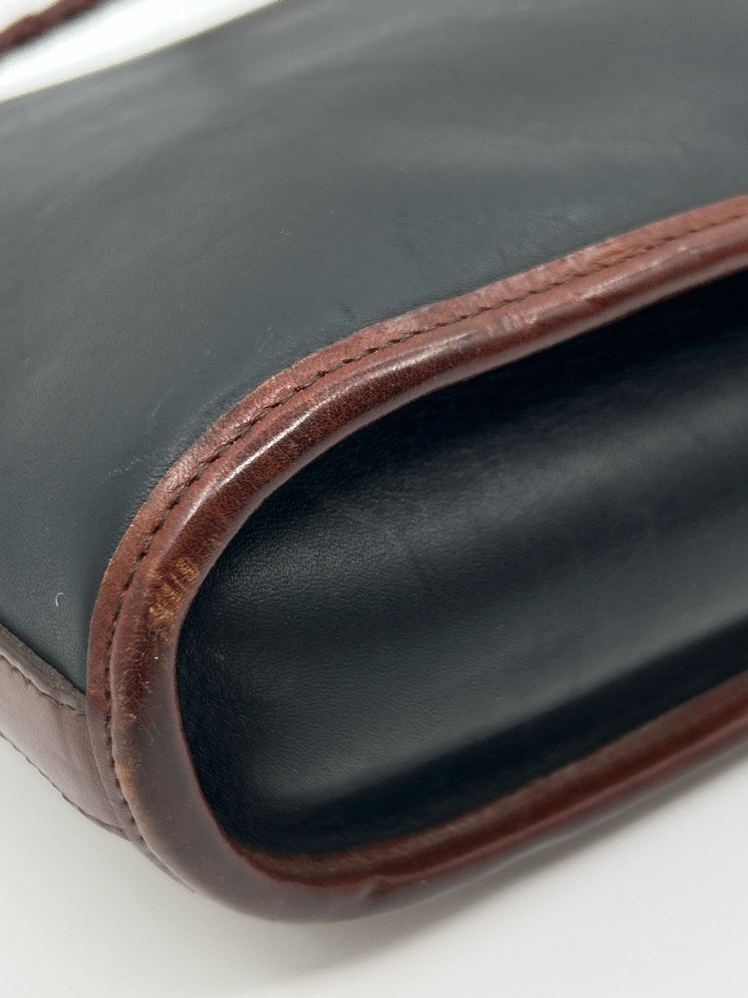 BRIGHTON Black & Brown Women Purse