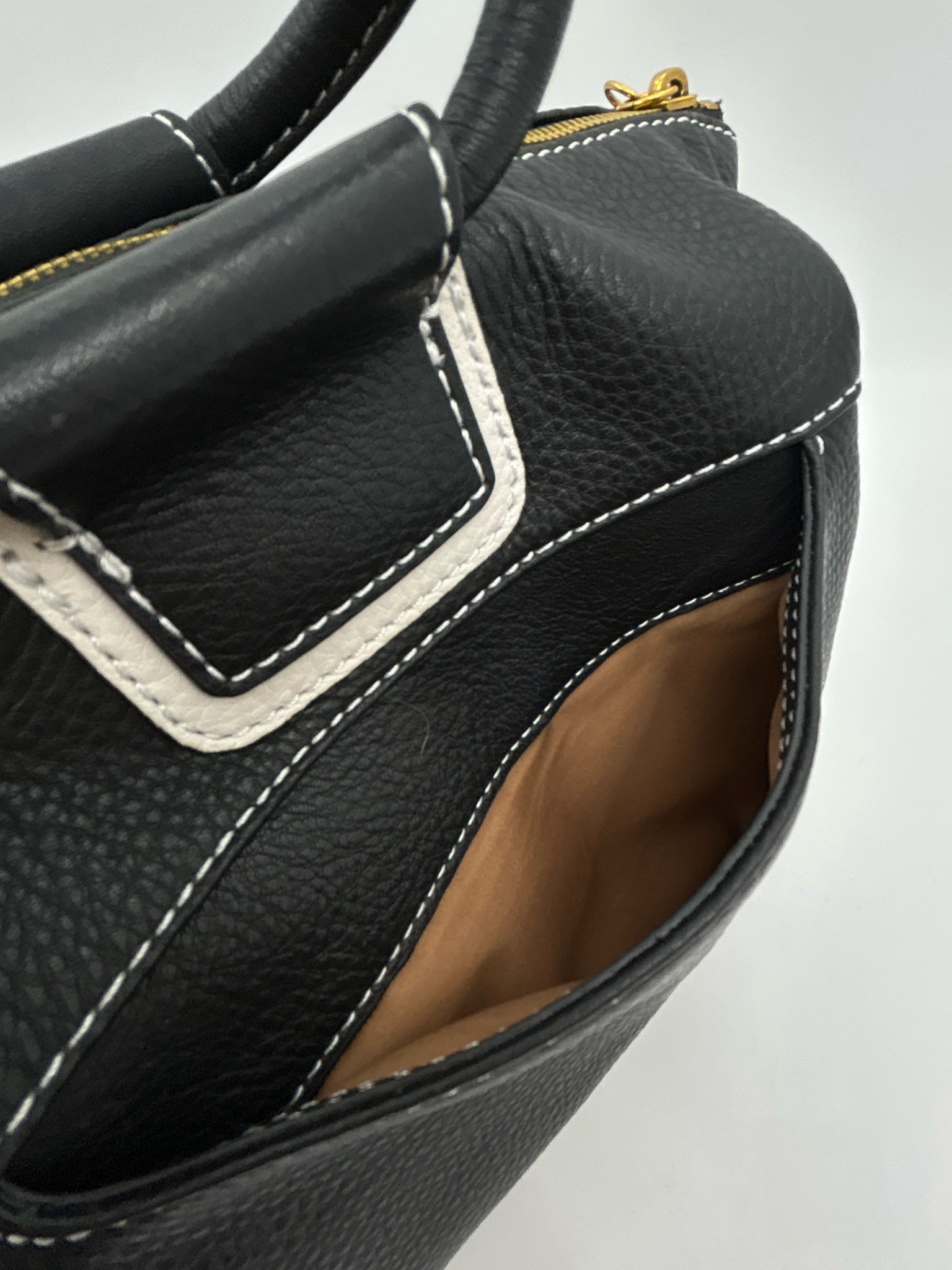 HOBO Black Women Purse