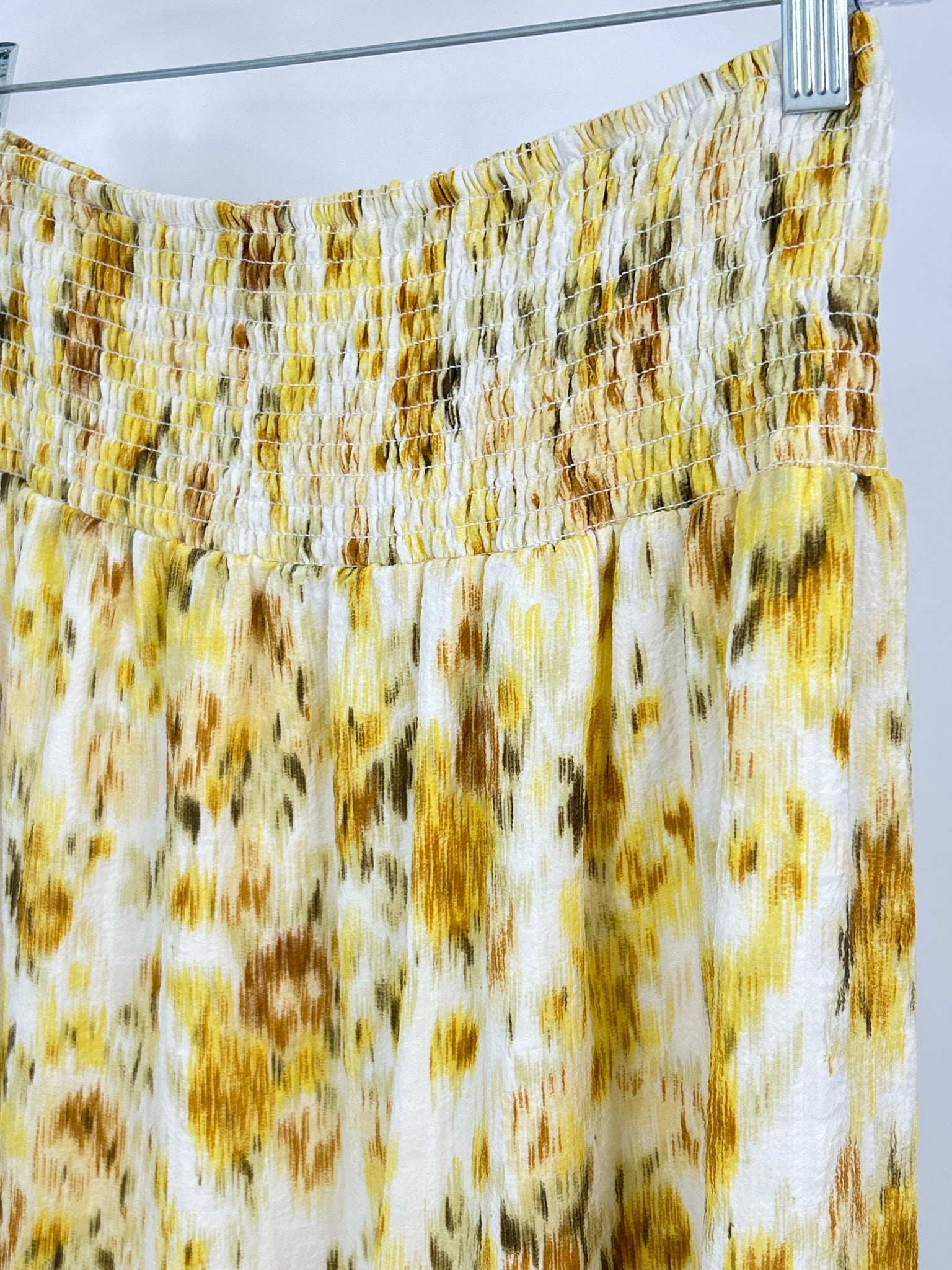 LUSH Size M Yellow Print Women 2-Piece w/skirt