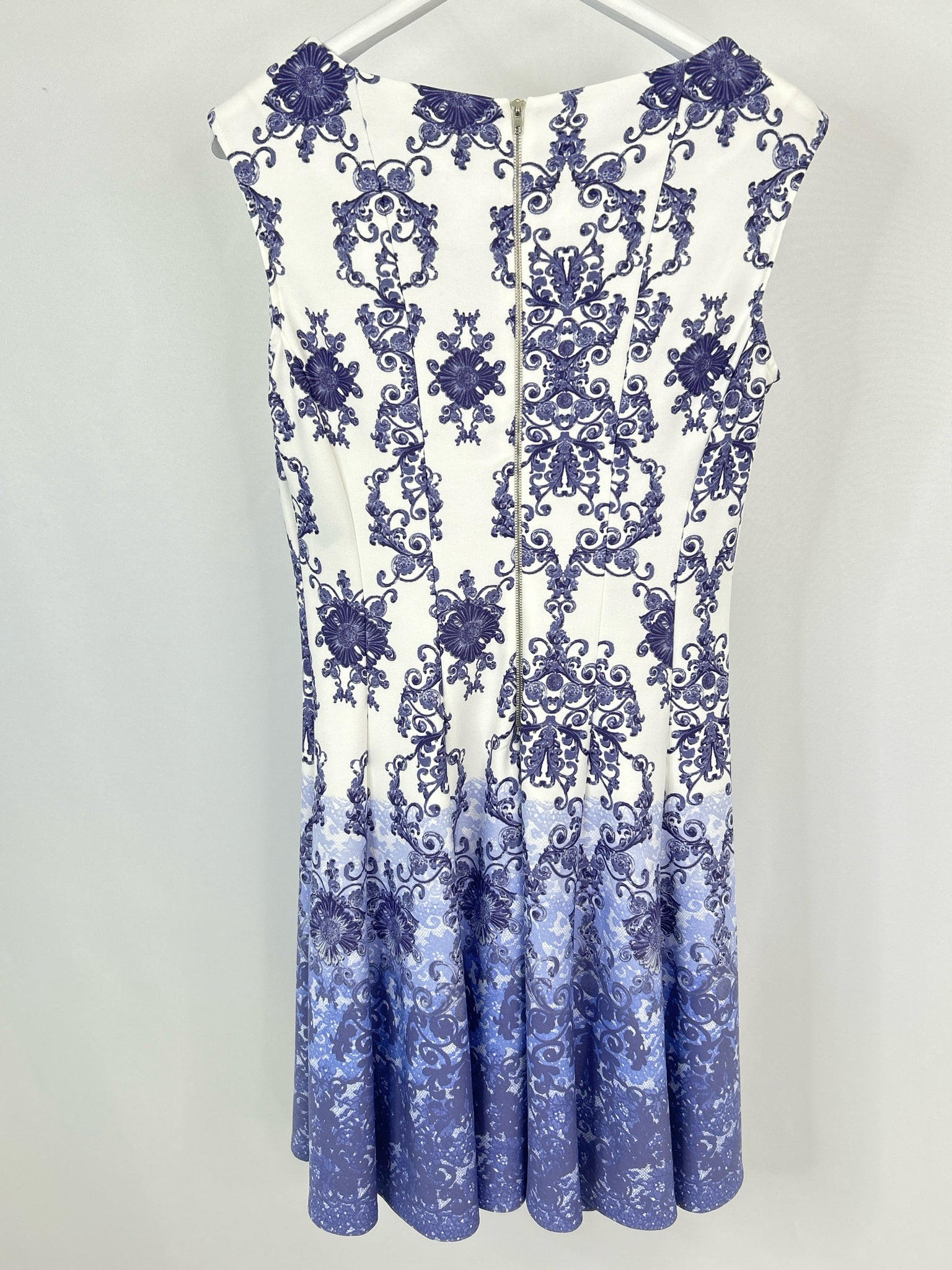 JULIAN TAYLOR Size 8 Lavender Women Dress