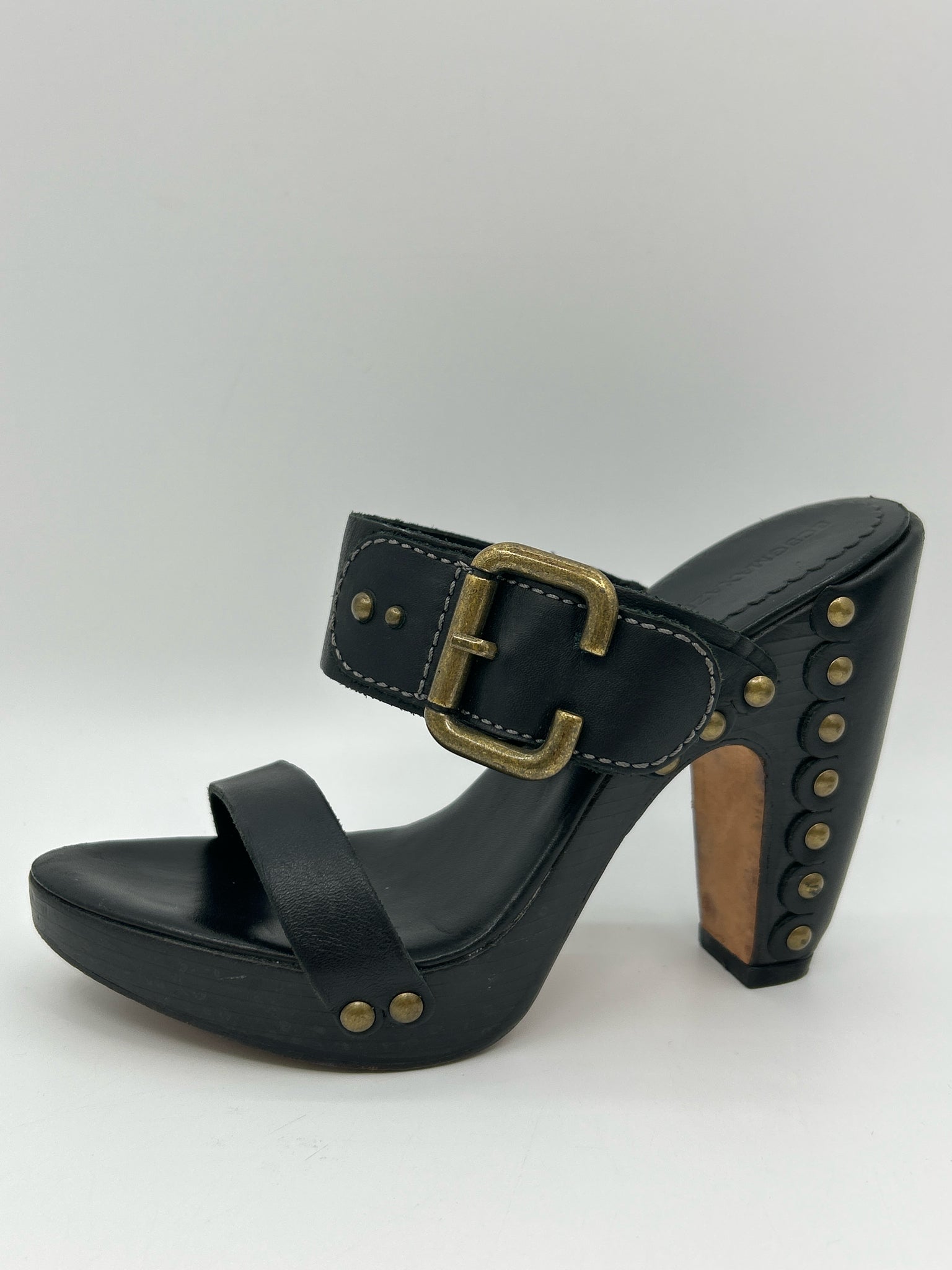 BCBGMAXAZRIA Size 6 Black Women Sandal