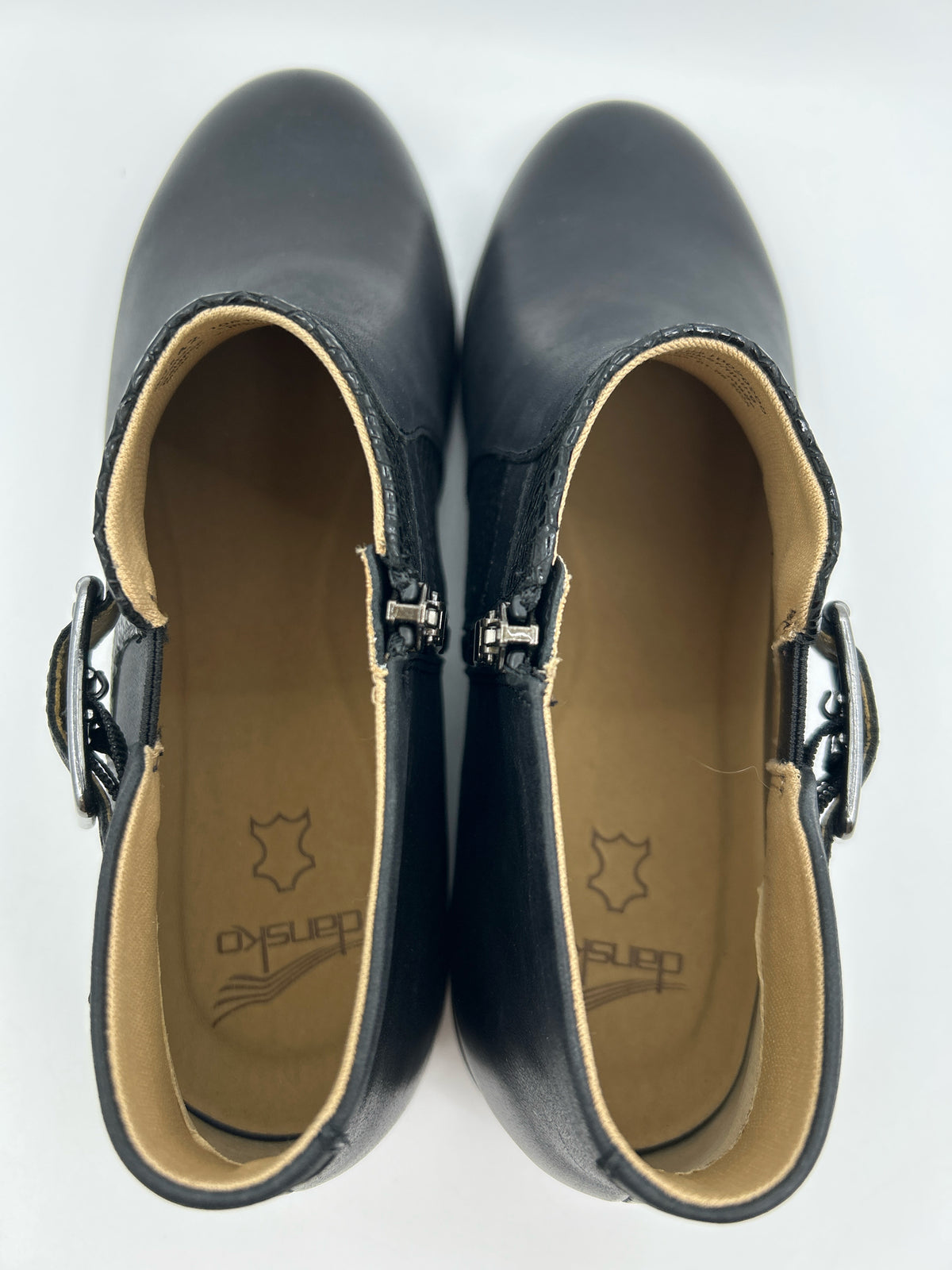 DANSKO NIB Size 42 Black Women Booties