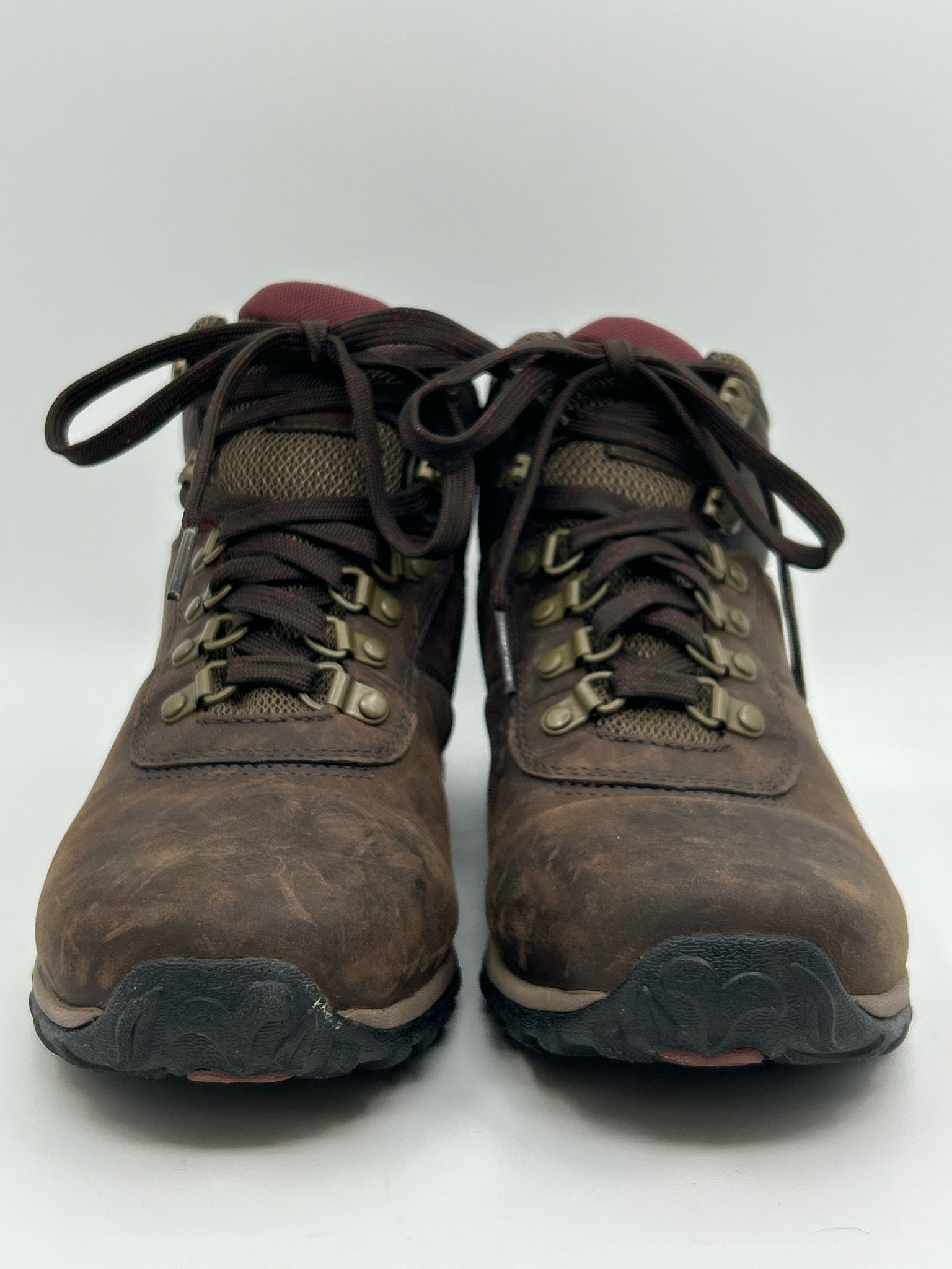 TIMBERLAND Size 9.5 Brown and Red Women Boots