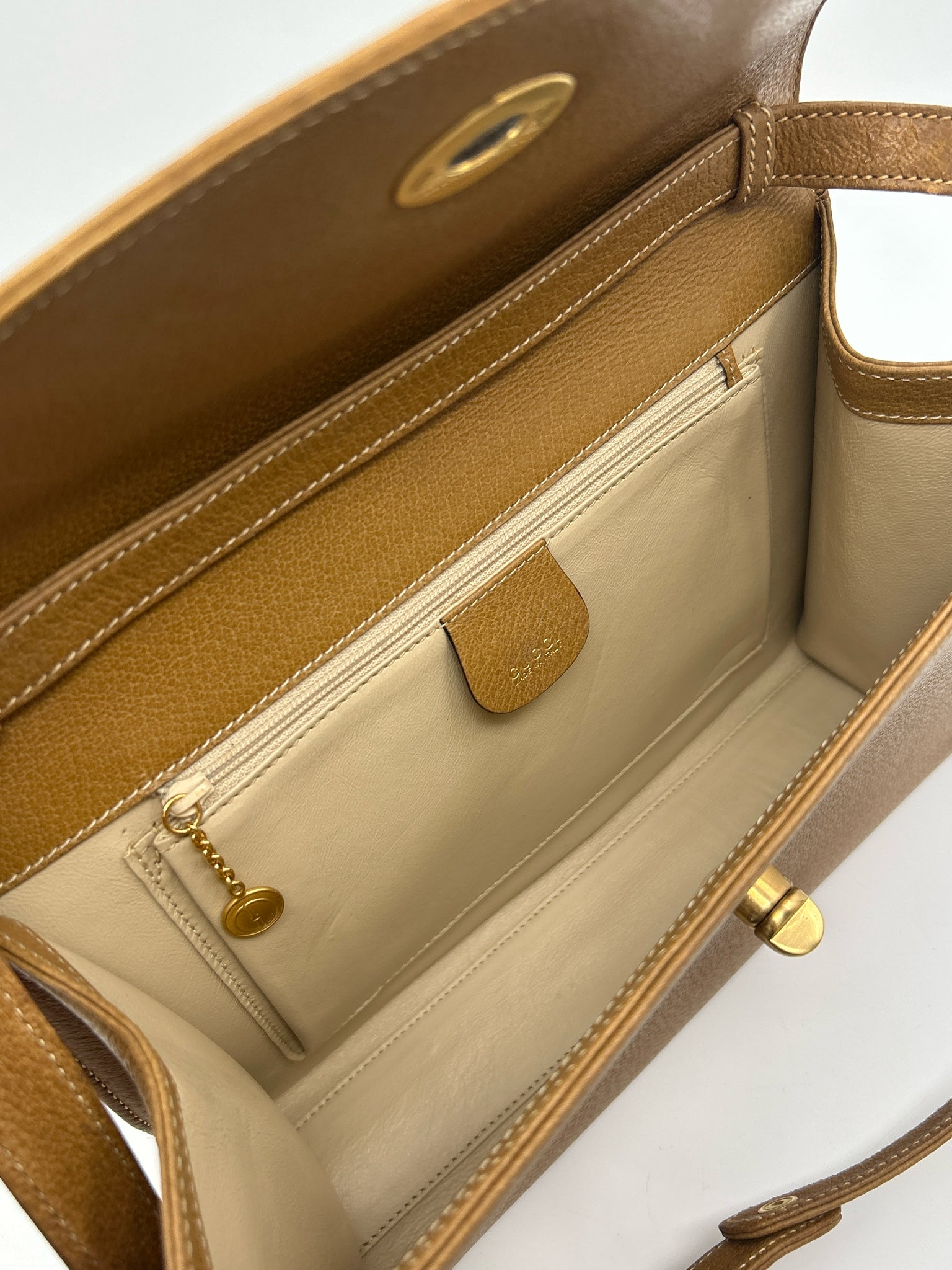 GUCCI Vintage Tan Women Purse