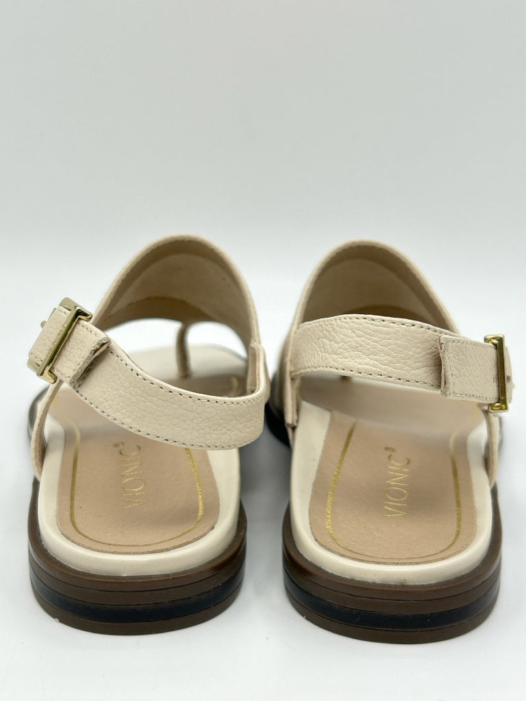 VIONIC Size 6M Cream and White Women's Sandal