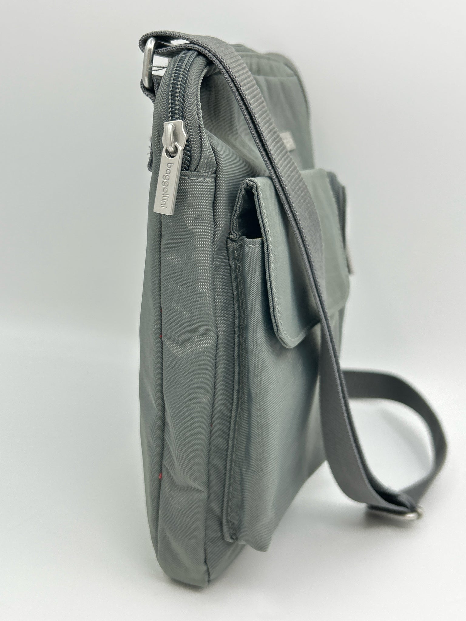 BAGGALLINI Grey Women Purse
