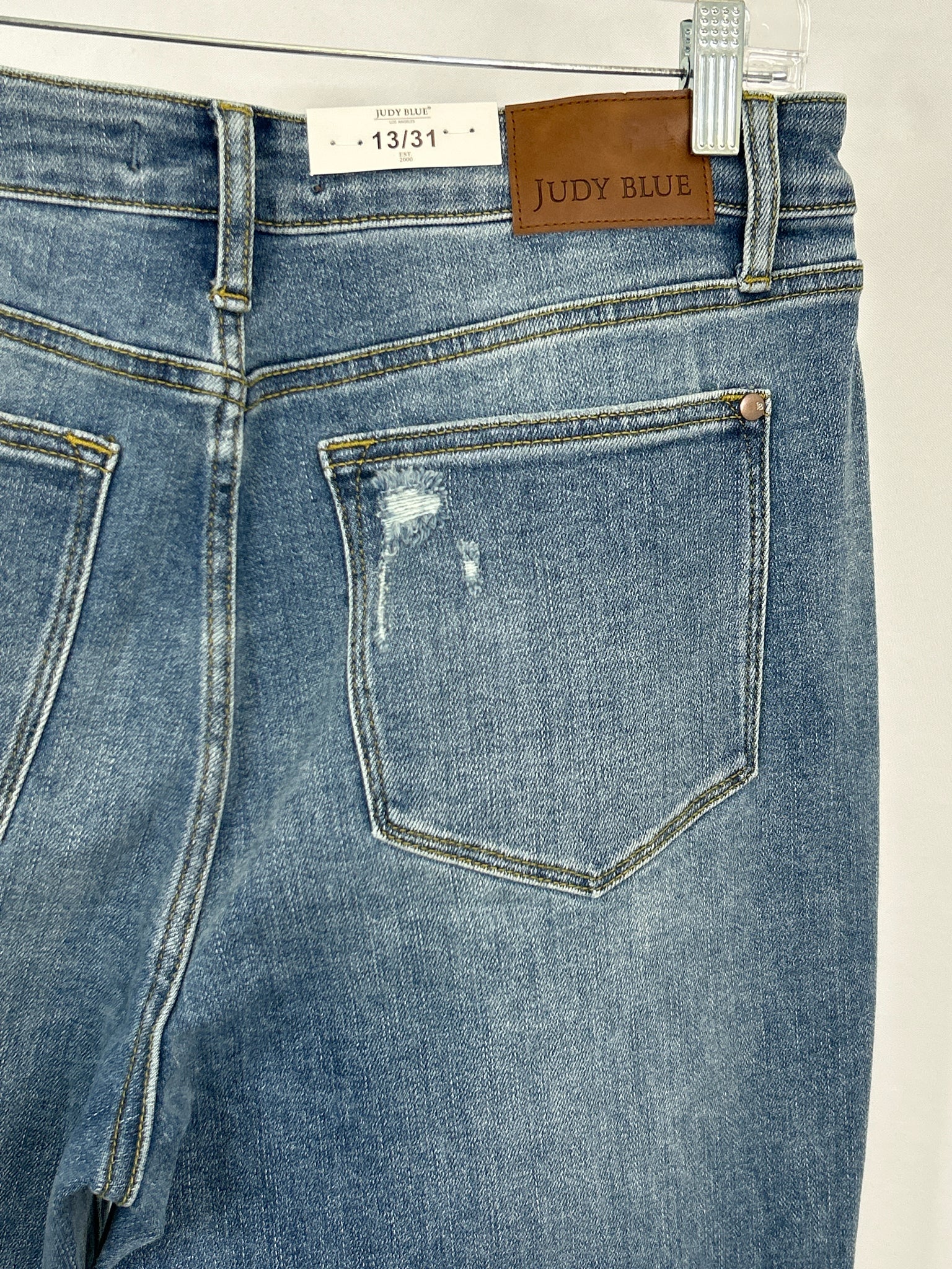 JUDY BLUE Size 13/31 LIGHT BLUE DENIM Women jeans