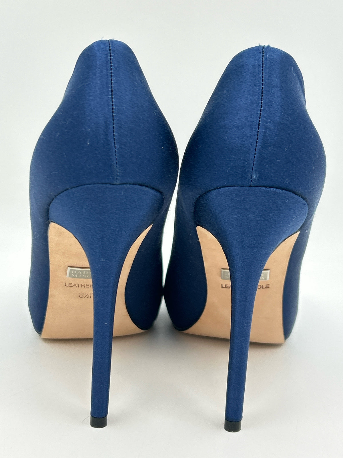BADGLEY MISCHKA Size 8.5 Blue Women Pumps