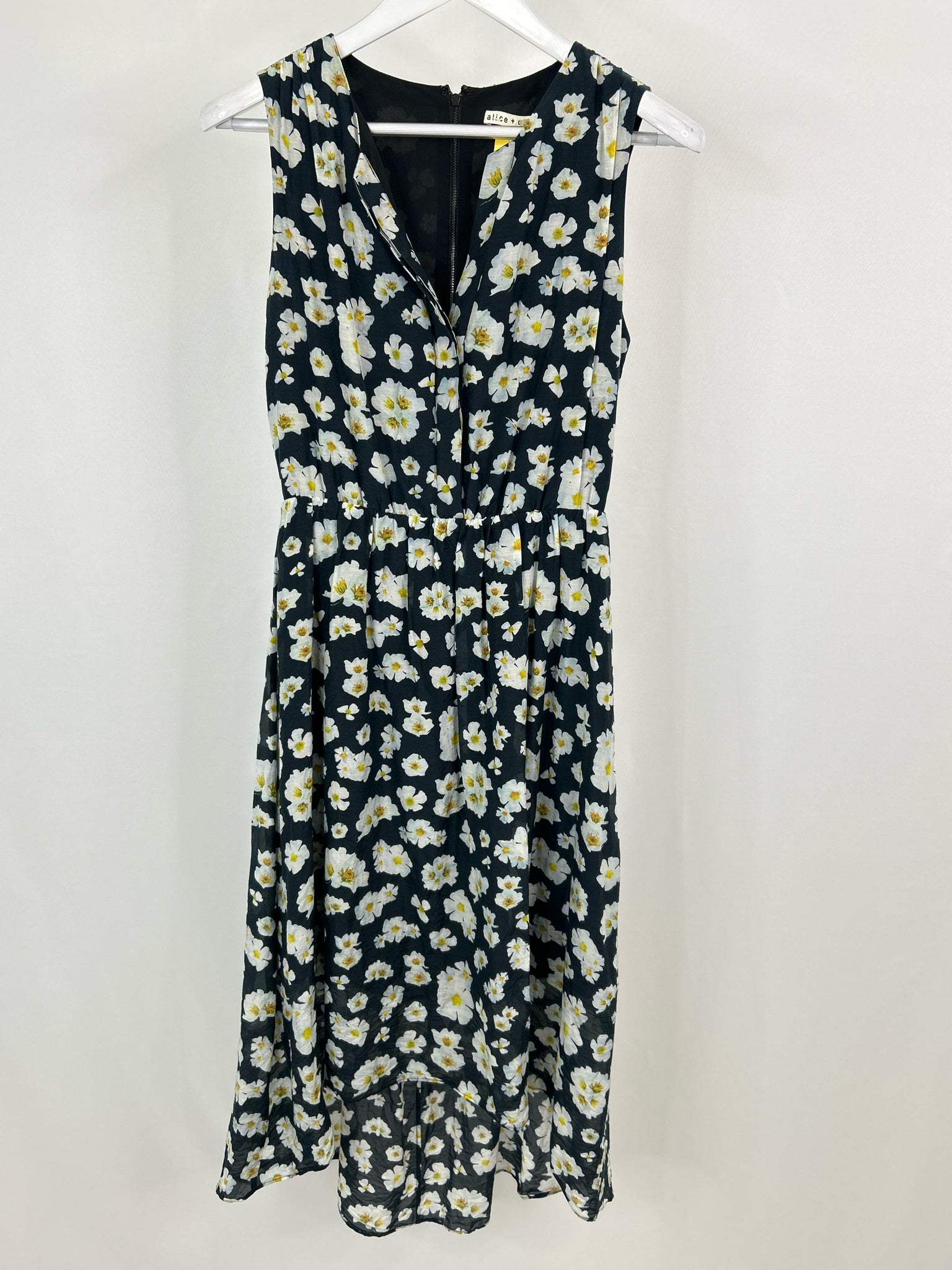 ALICE + OLIVIA Size 8 NAVY FLORAL Women Dress