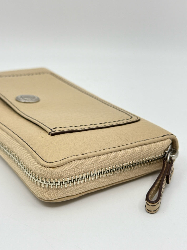 COACH Cream Wallet