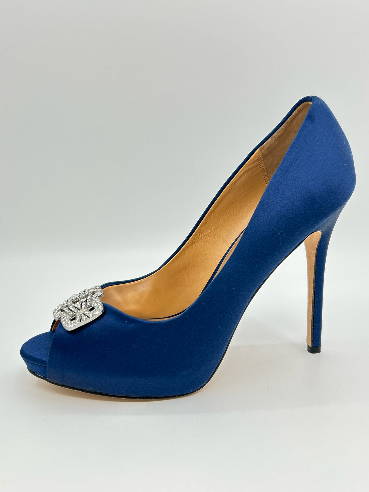 BADGLEY MISCHKA Size 8.5 Blue Women Pumps