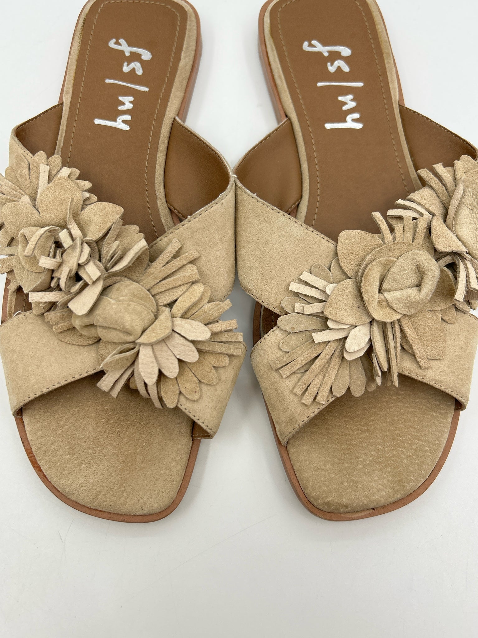 FS/NY Size 8.5 Beige Women Sandal