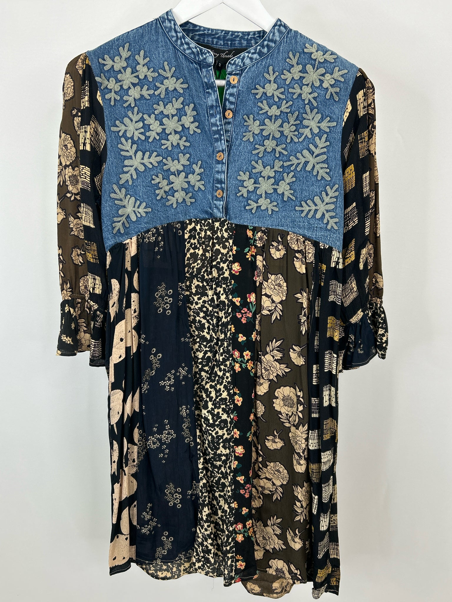 YOUNG THREADS Size S Black Print Women Dress NWT