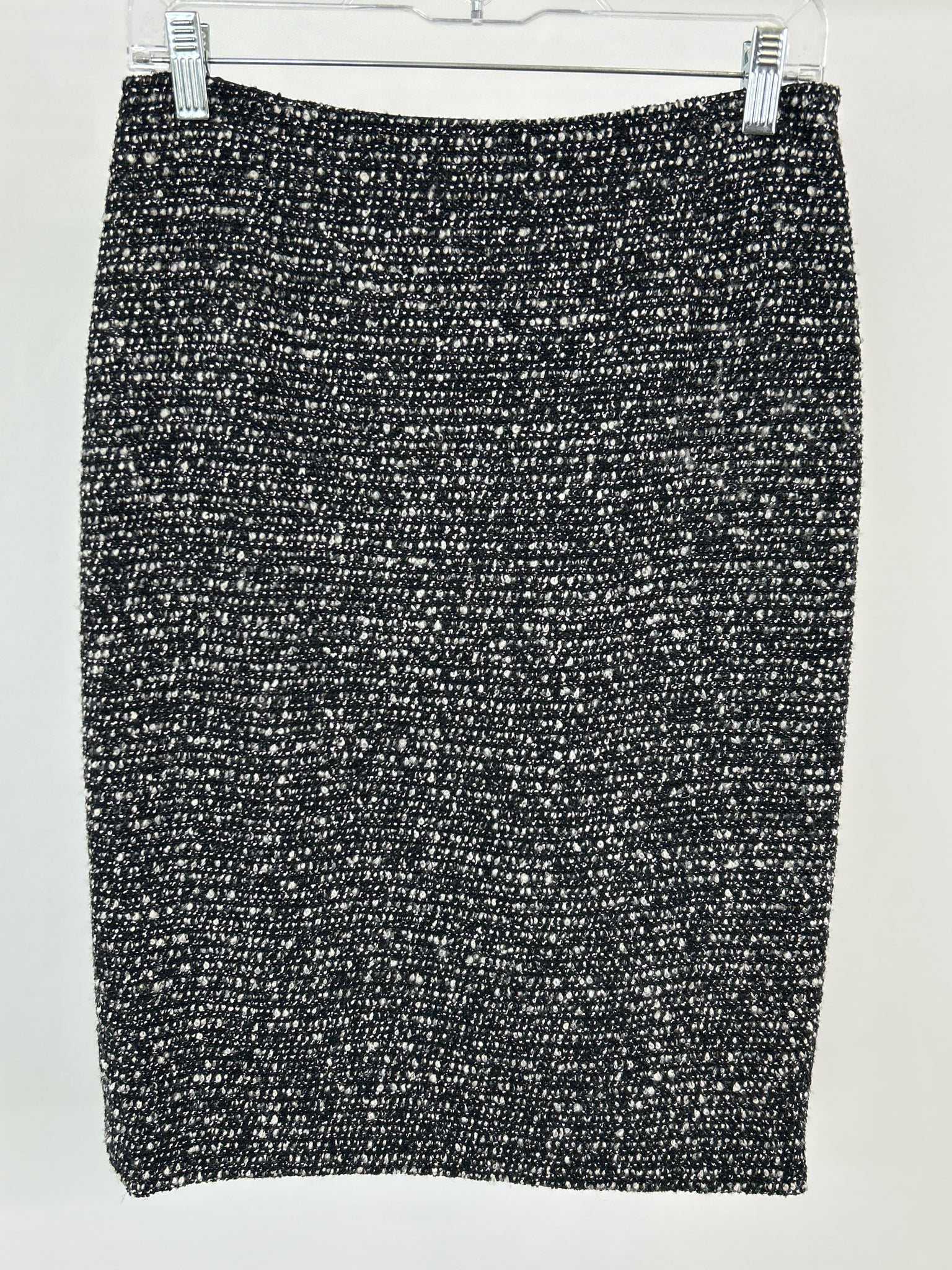 ESCADA Size 36/6 Black and White Women Skirt