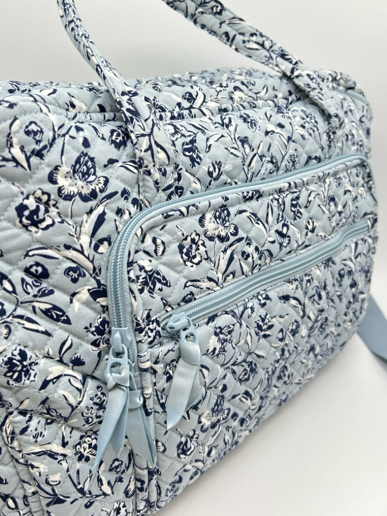 VERA BRADLEY Blue Floral Tote Duffle Set