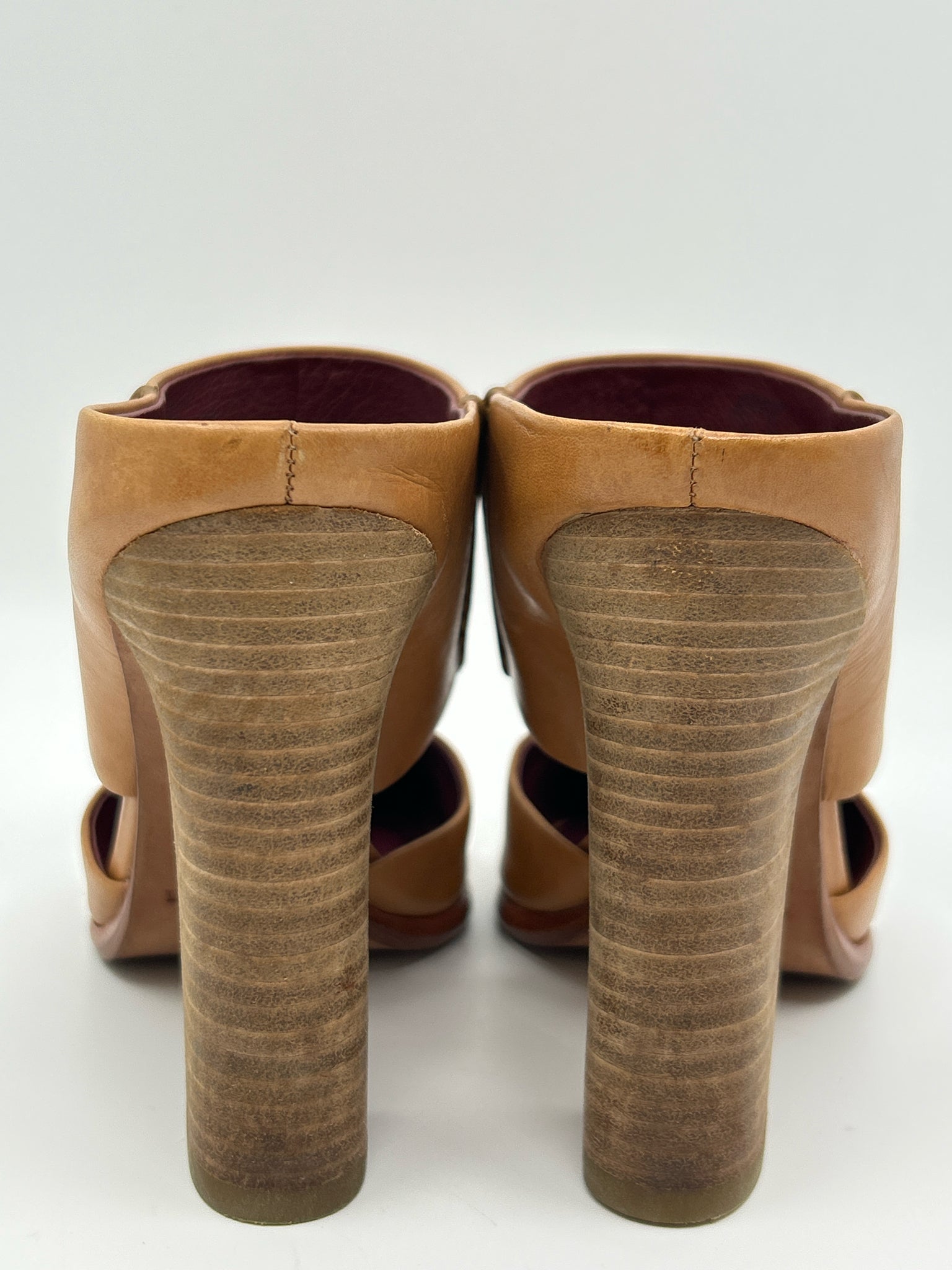 COACH Size 7B Tan Women Booties