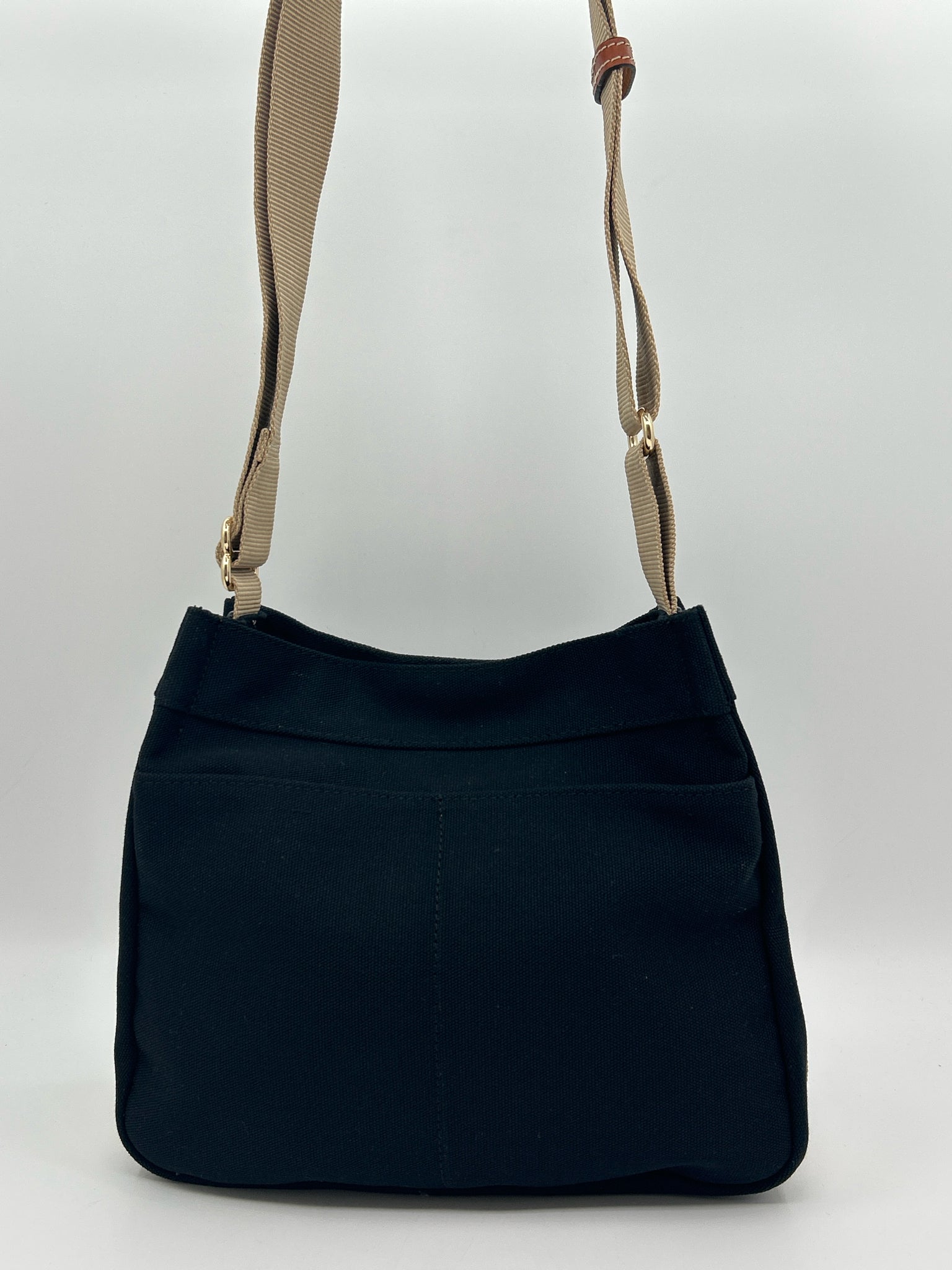 DOONEY & BOURKE Black Women Purse