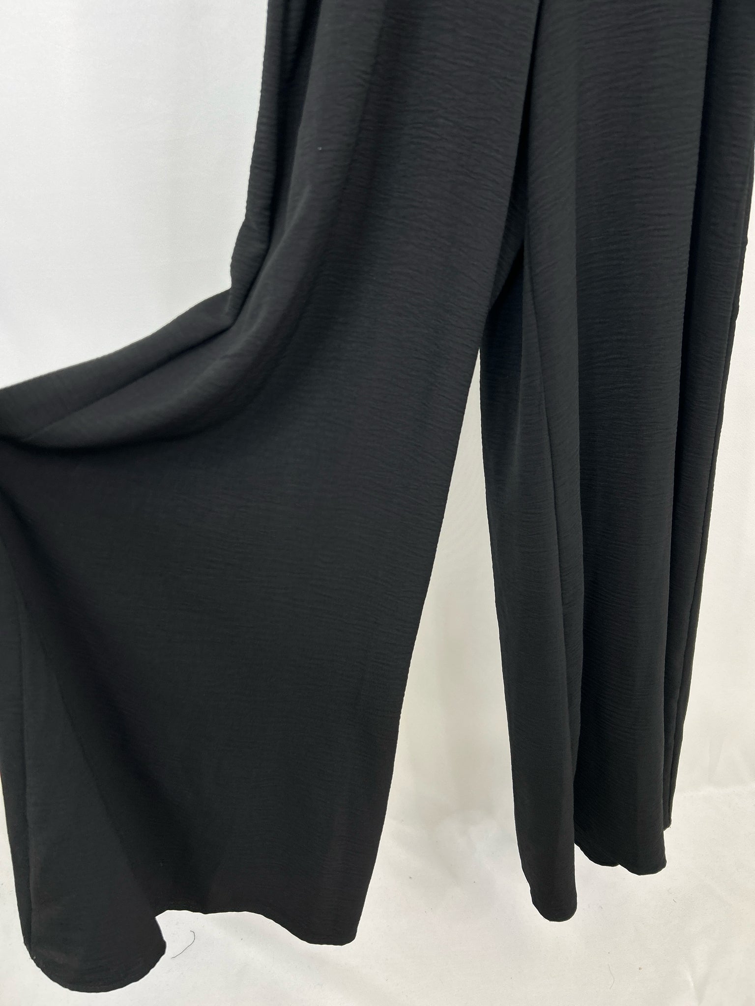 VINCE CAMUTO Size M Black Women Jumpsuit