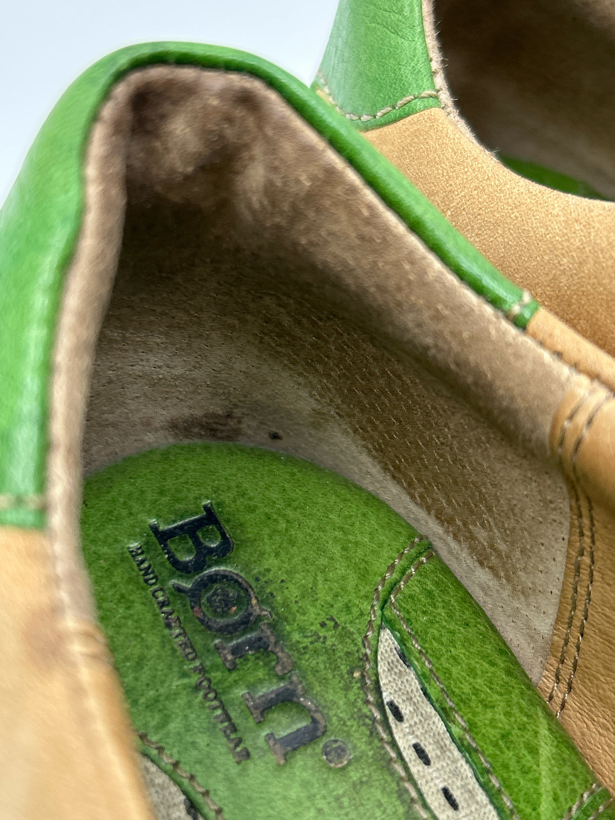 BORN Size 9 Green Women Sneakers