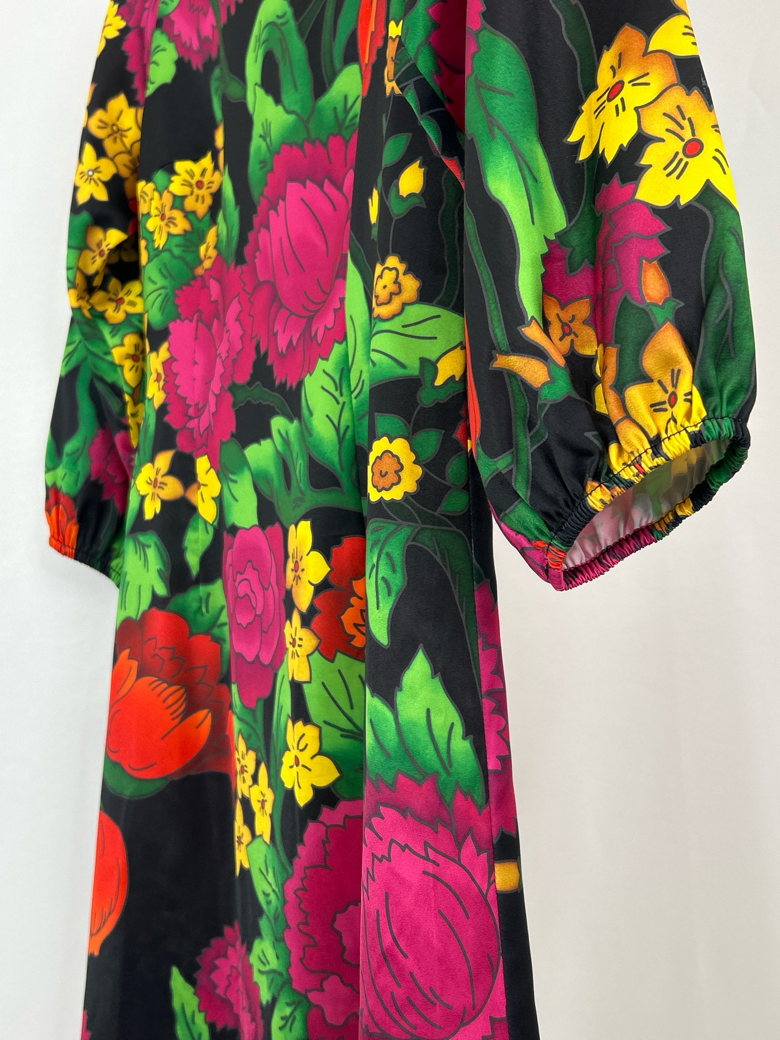 Flora Bea NWT Size S Multi-Color Women Dress