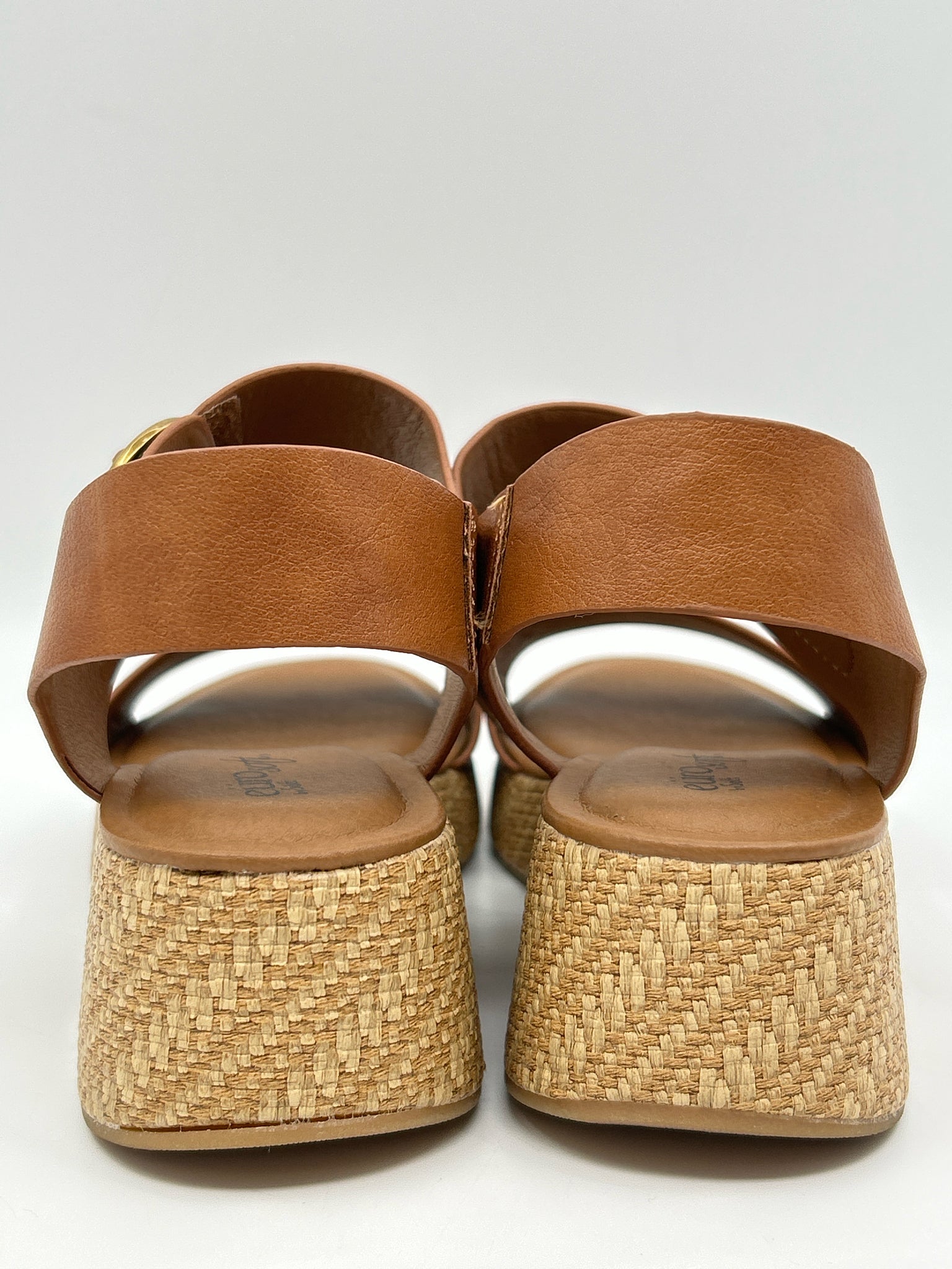 EURO SOFT Size 8M Tan Women Sandal