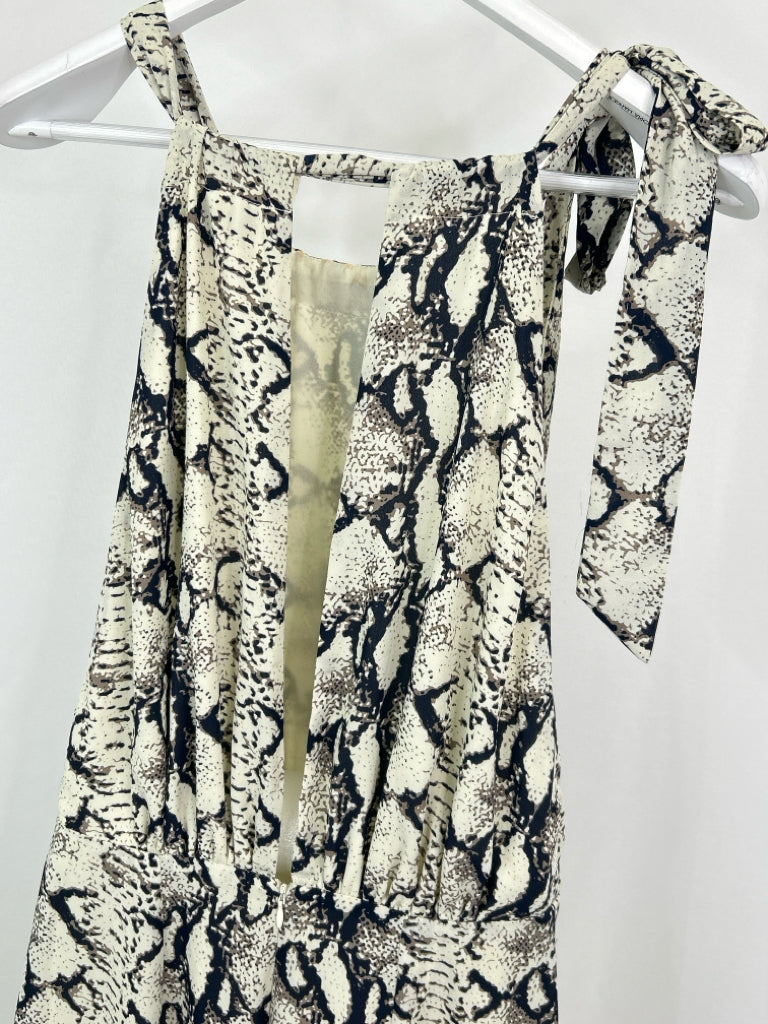 ENDLESS ROSE Size M IVORY AND BLACK Women's Jumpsuit