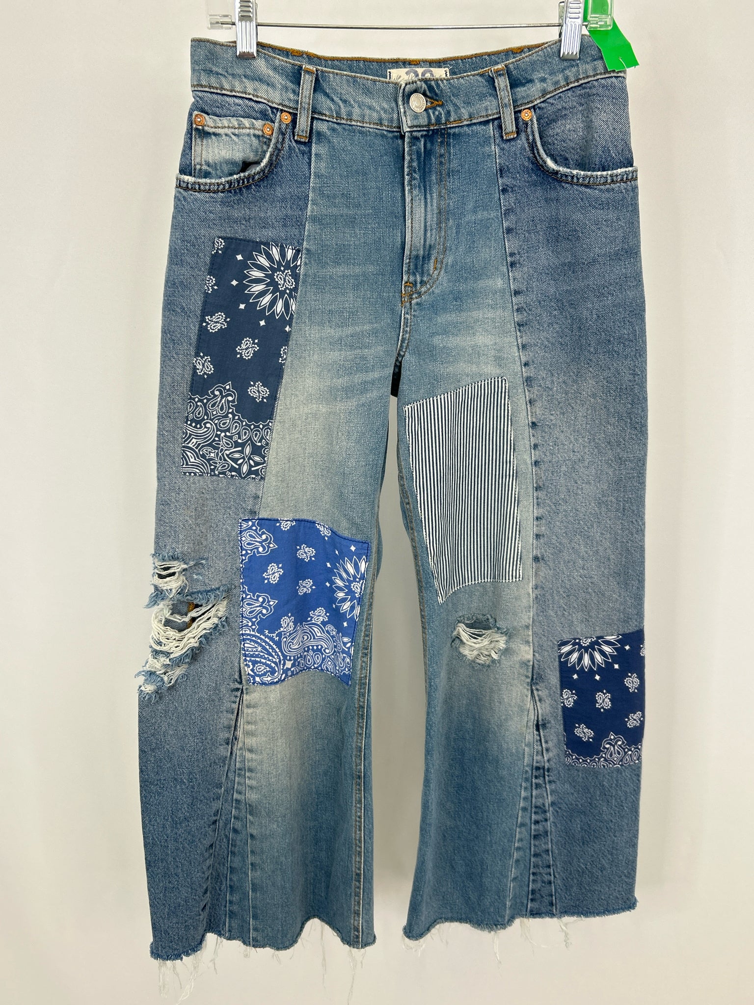 WE THE FREE Size 28/6 BLUE DENIM Women jeans