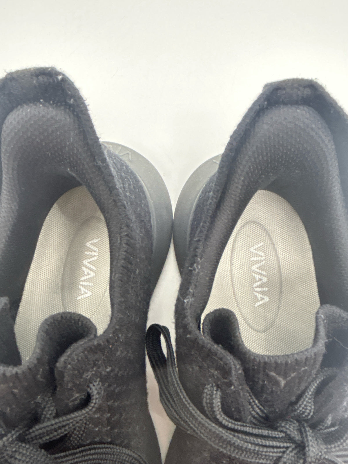 VIVAIA Size 41/10 Black Women Sneakers