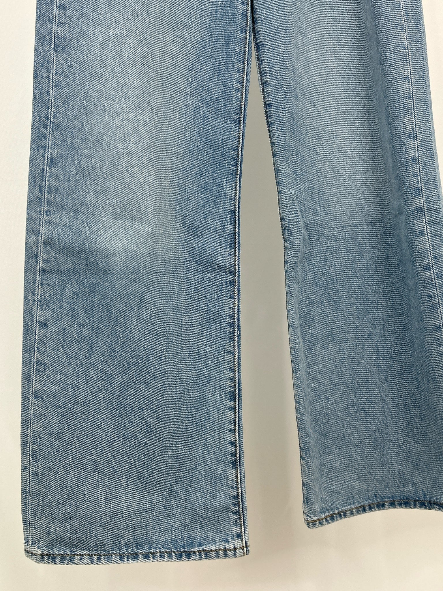 LEVI STRAUSS & CO. Size 26/2 BLUE DENIM Women jeans