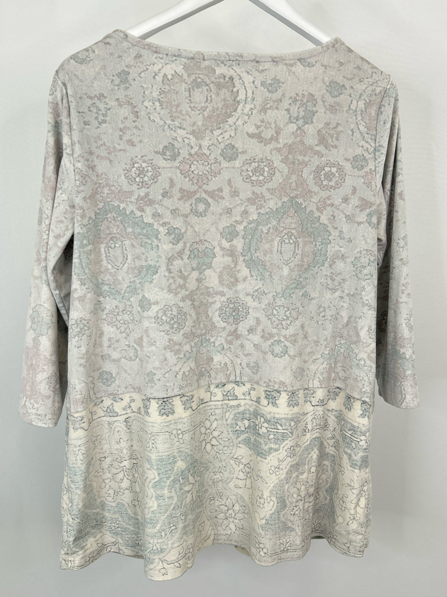 SOFT SURROUNDINGS Size M GREY PRINT Women Tunic