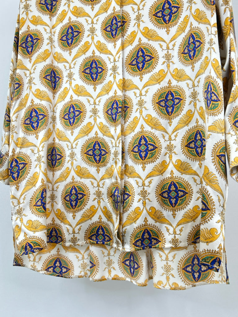 ST JOHN Size 8 White and Mustard Shirt