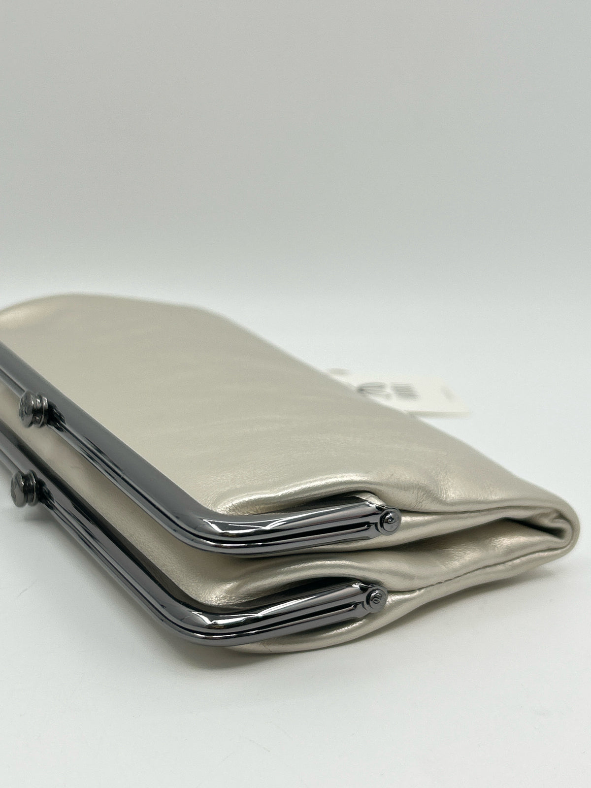 HOBO Opal Women Clutch