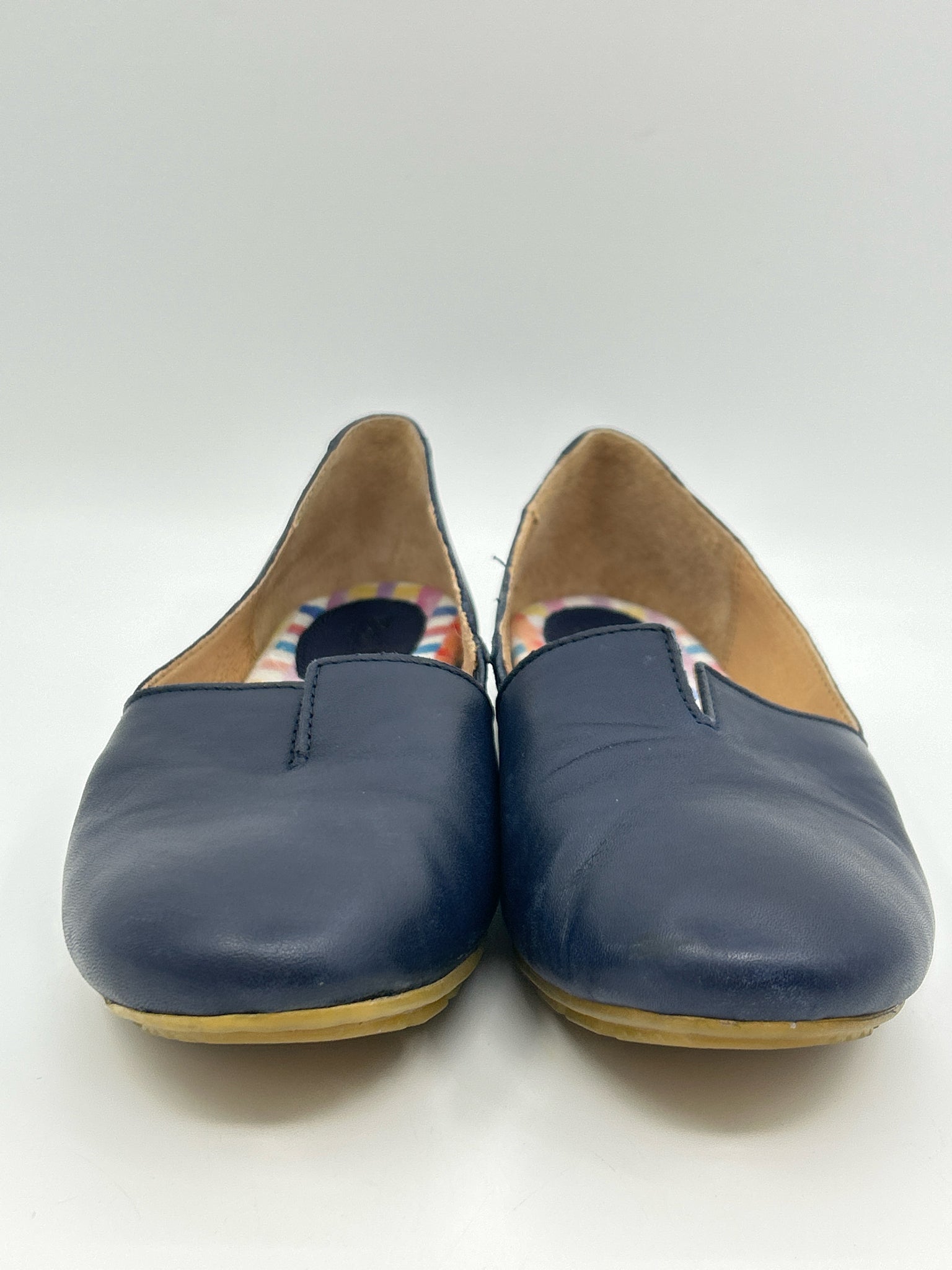 BORN Size 8.5M Navy Women Flats