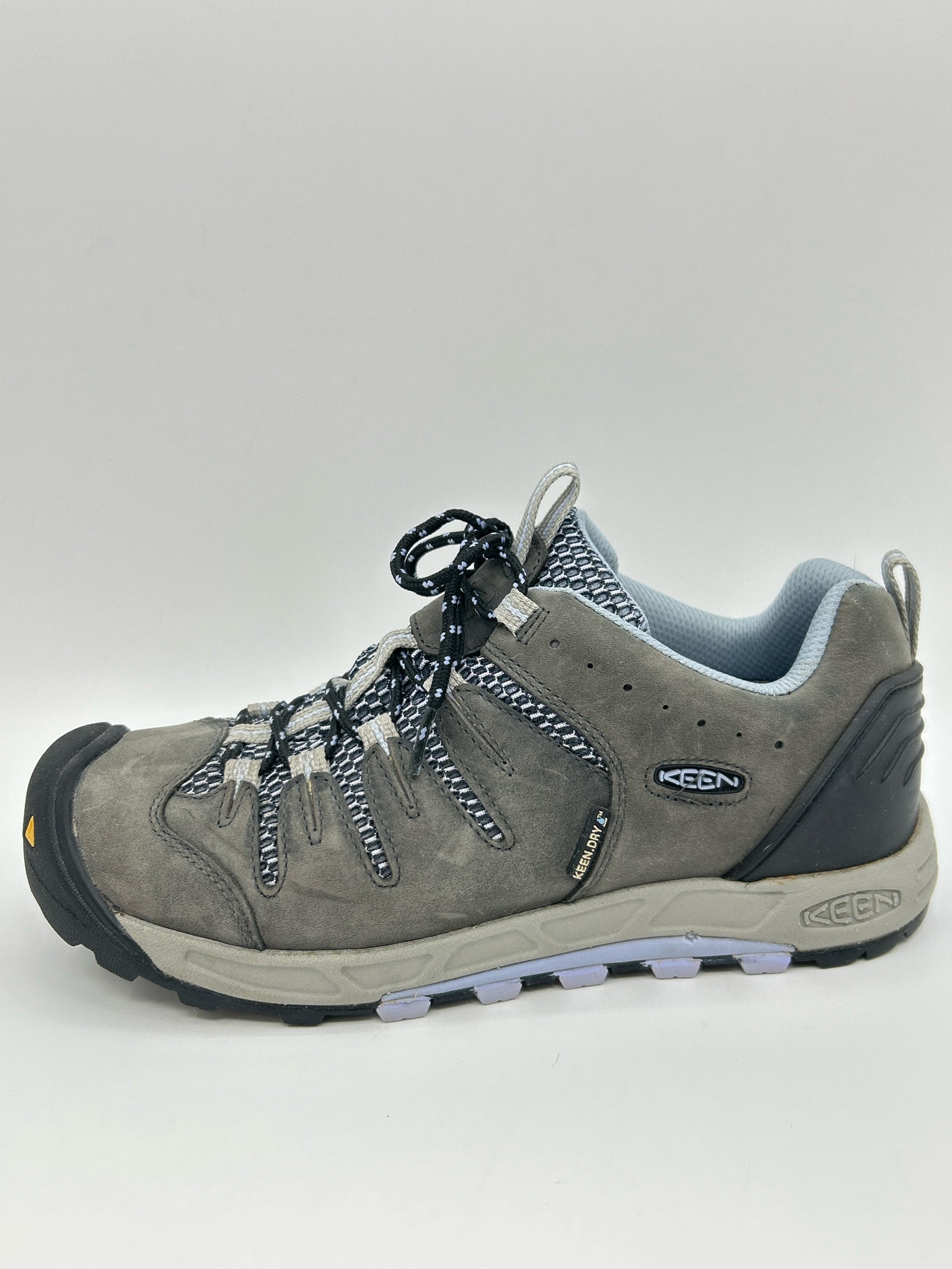 KEEN Size 8.5 GRAY AND BLACK Women Shoes