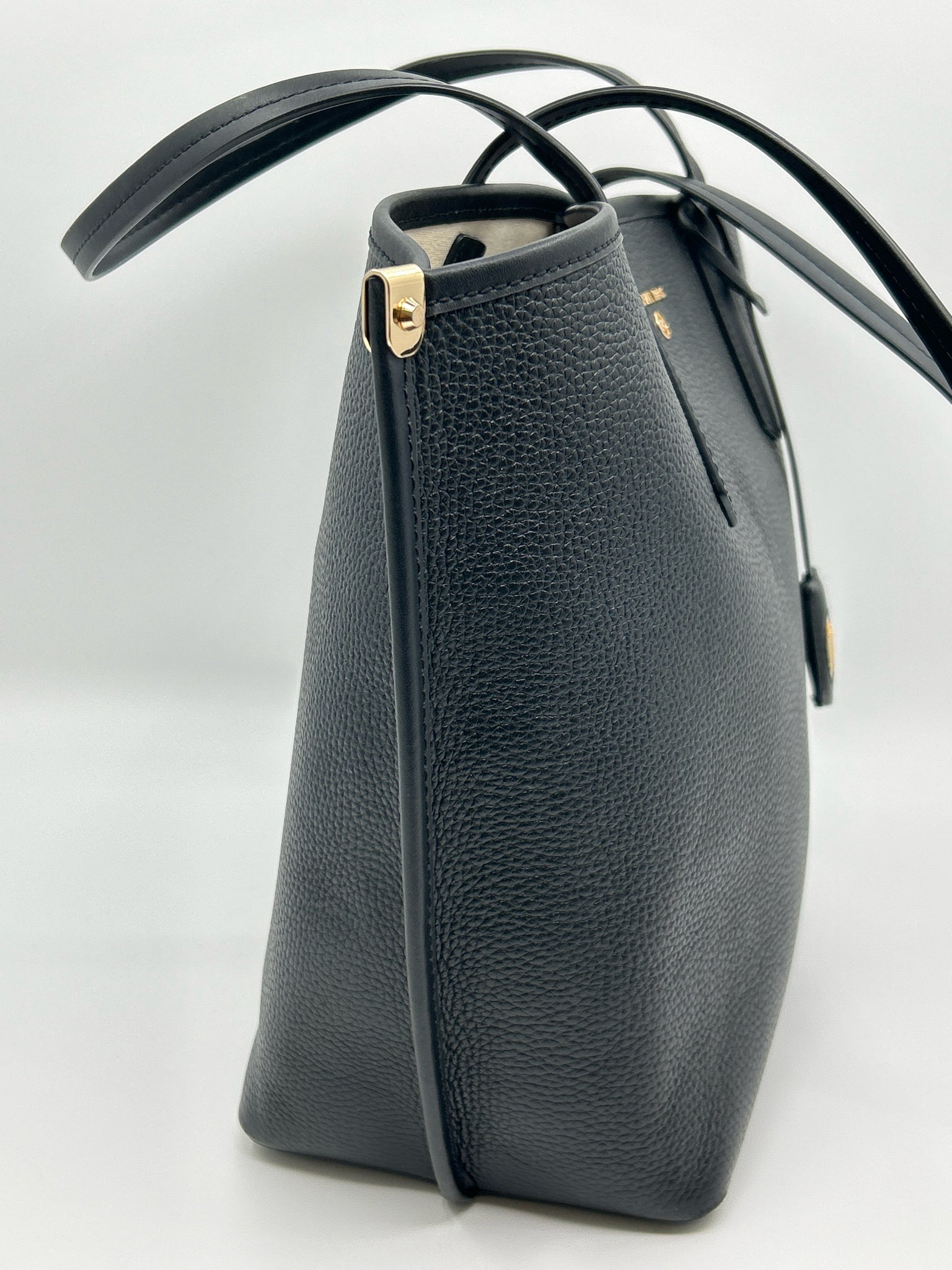 MICHAEL KORS Black Women Tote