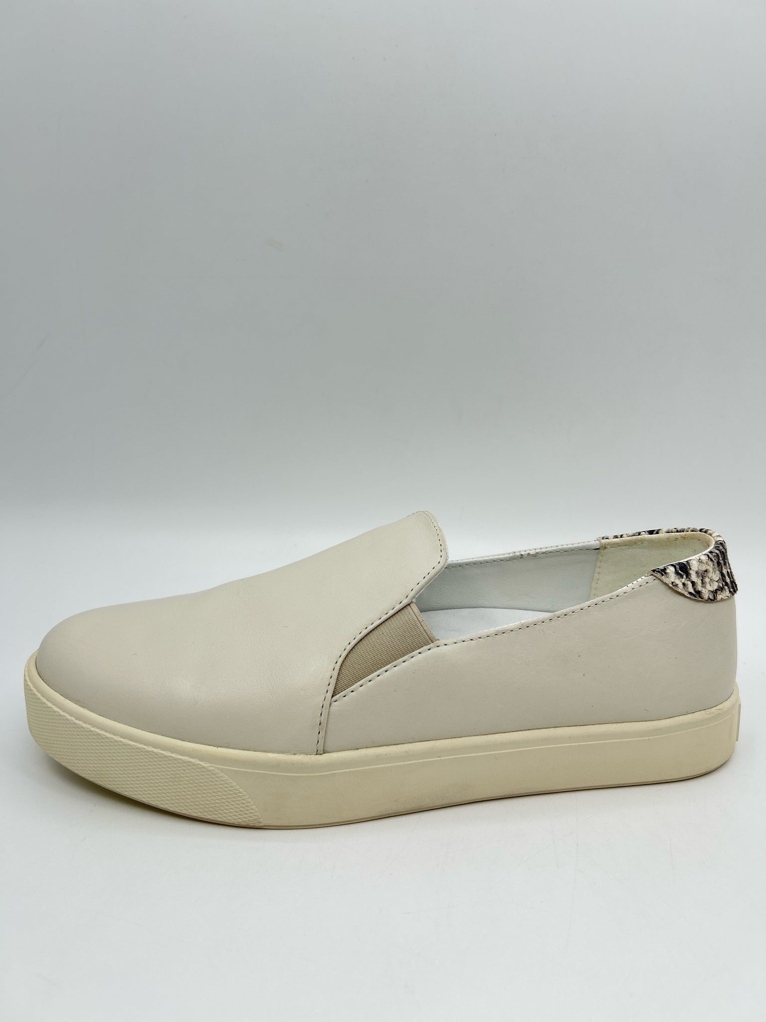 COLE HAAN Size 9.5B Vanilla White Women Shoes