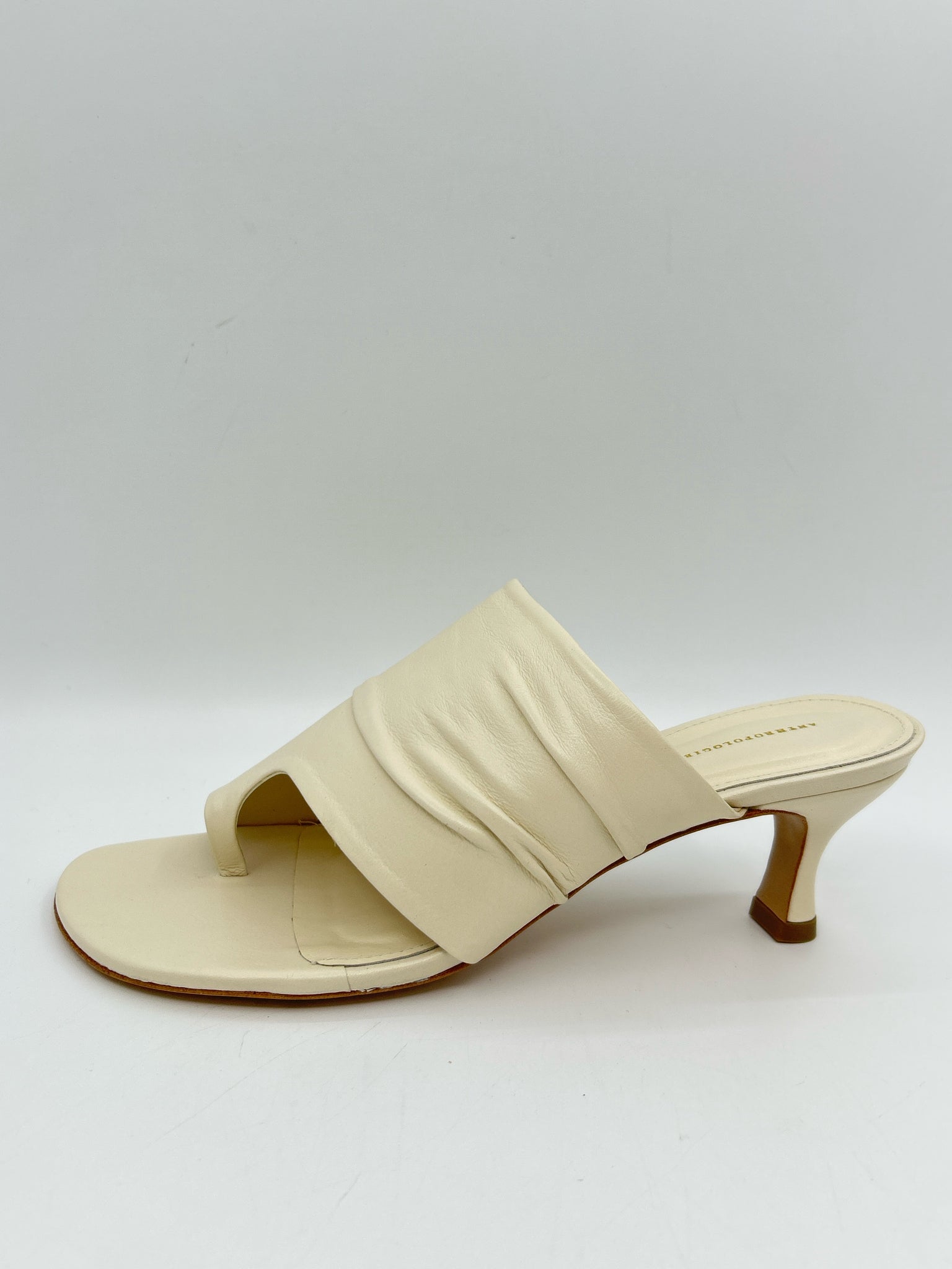 ANTHROPOLOGIE NIB ize 40 Cream Women Sandal