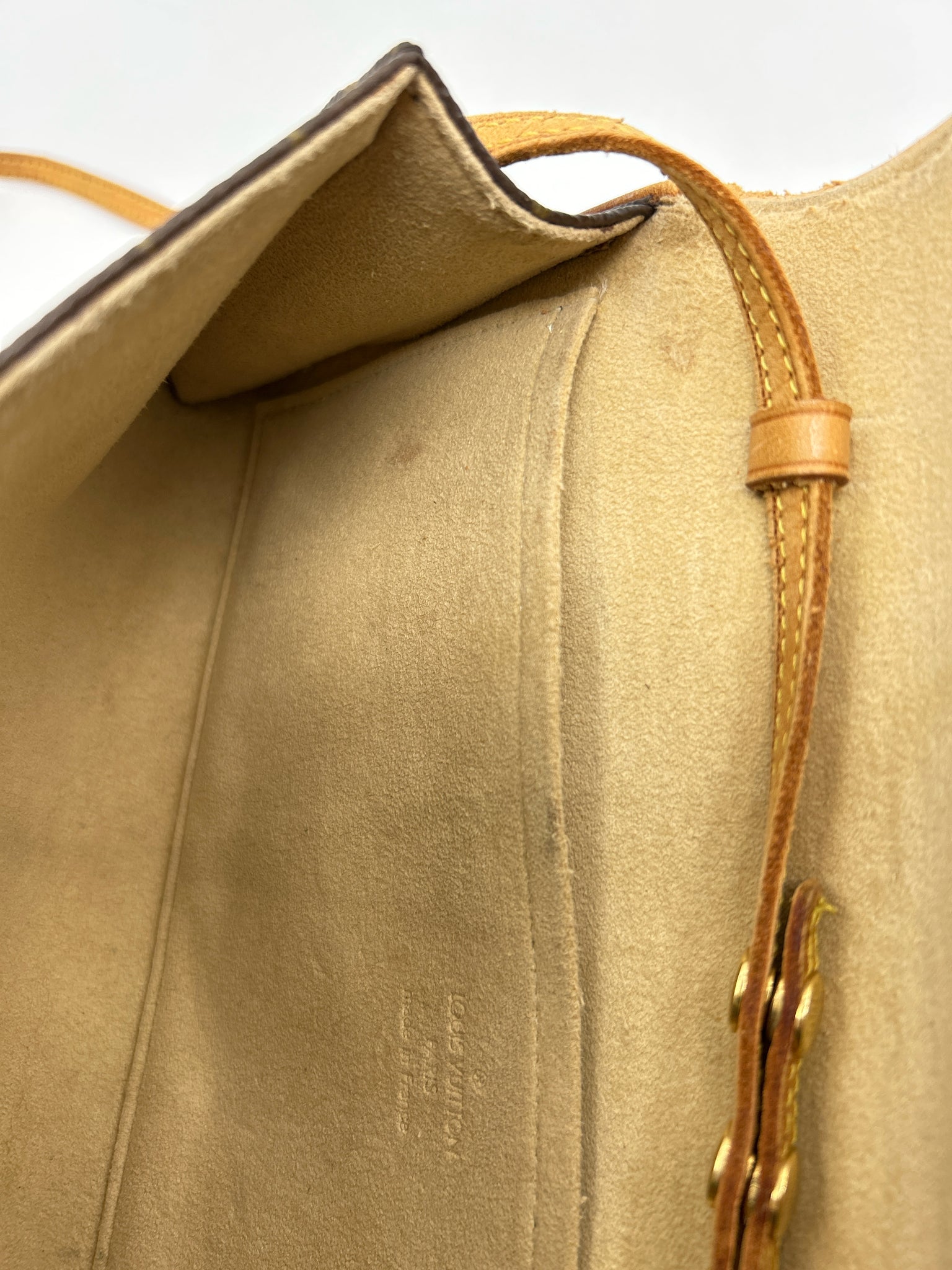 LOUIS VUITTON BROWN MONOGRAM Women Purse