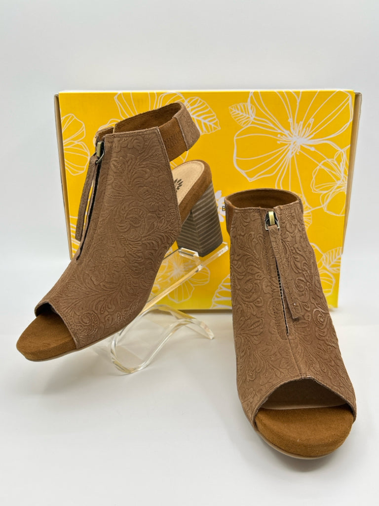 YELLOW BOX NIB Size 6.5M CHESTNUT Women Booties