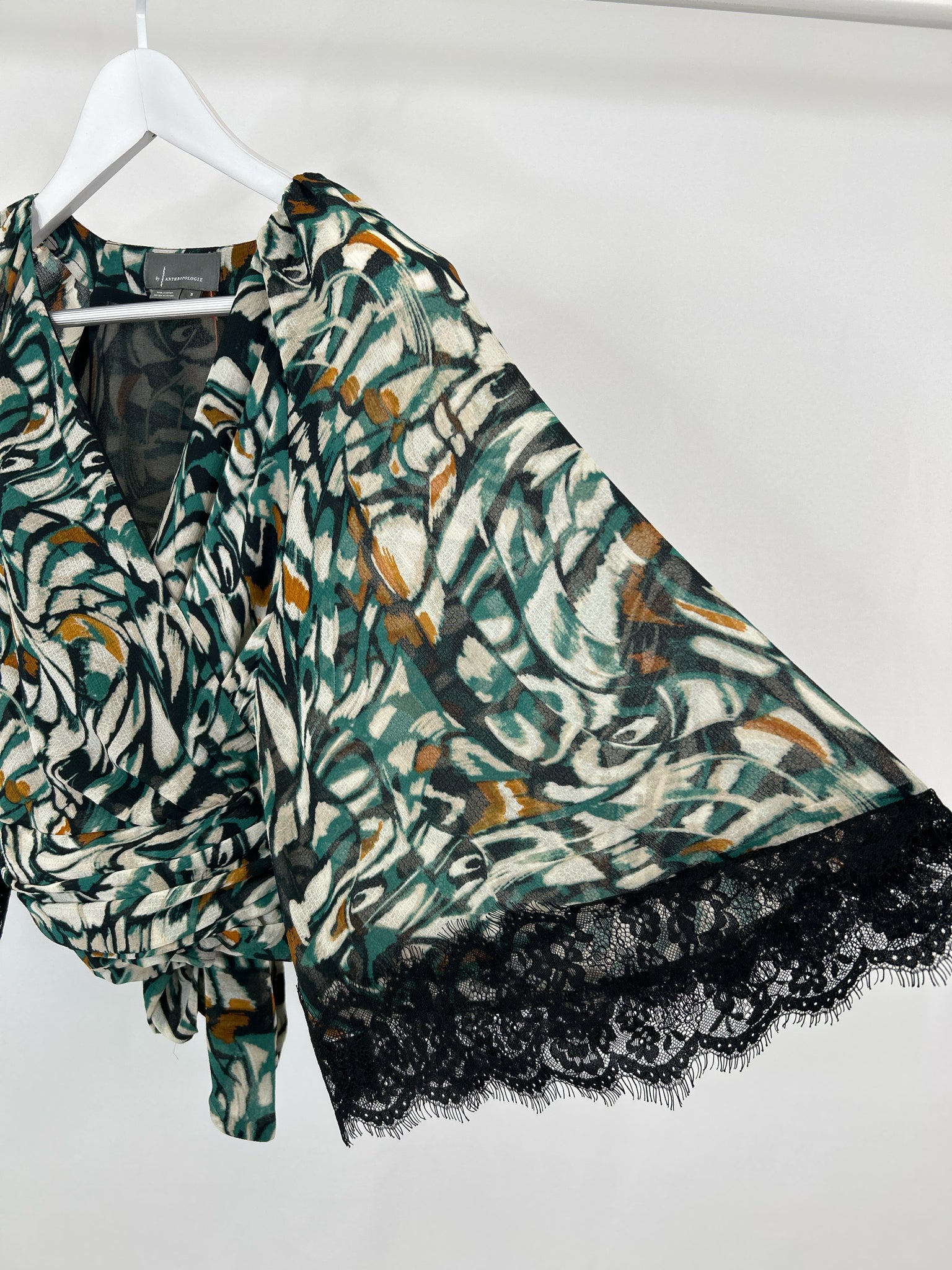 BY ANTHROPOLGIE Size S Green Print Women Top