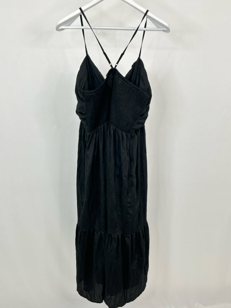 GAP Size L Black Dress