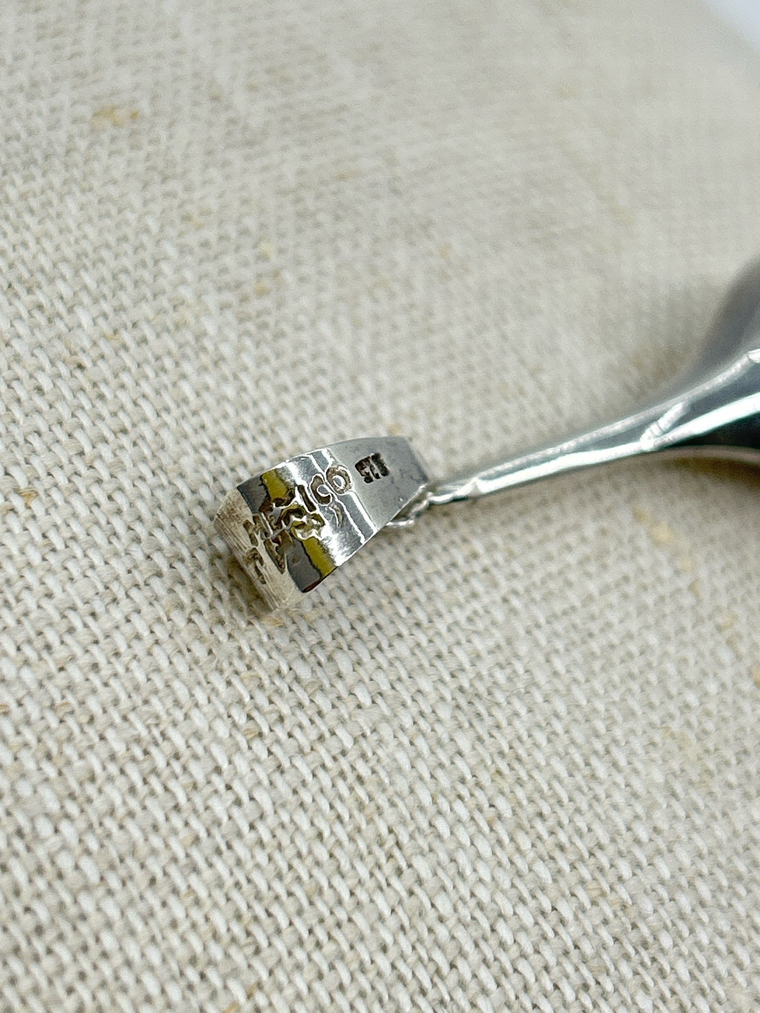 Sterling Silver Teardrop Pendant