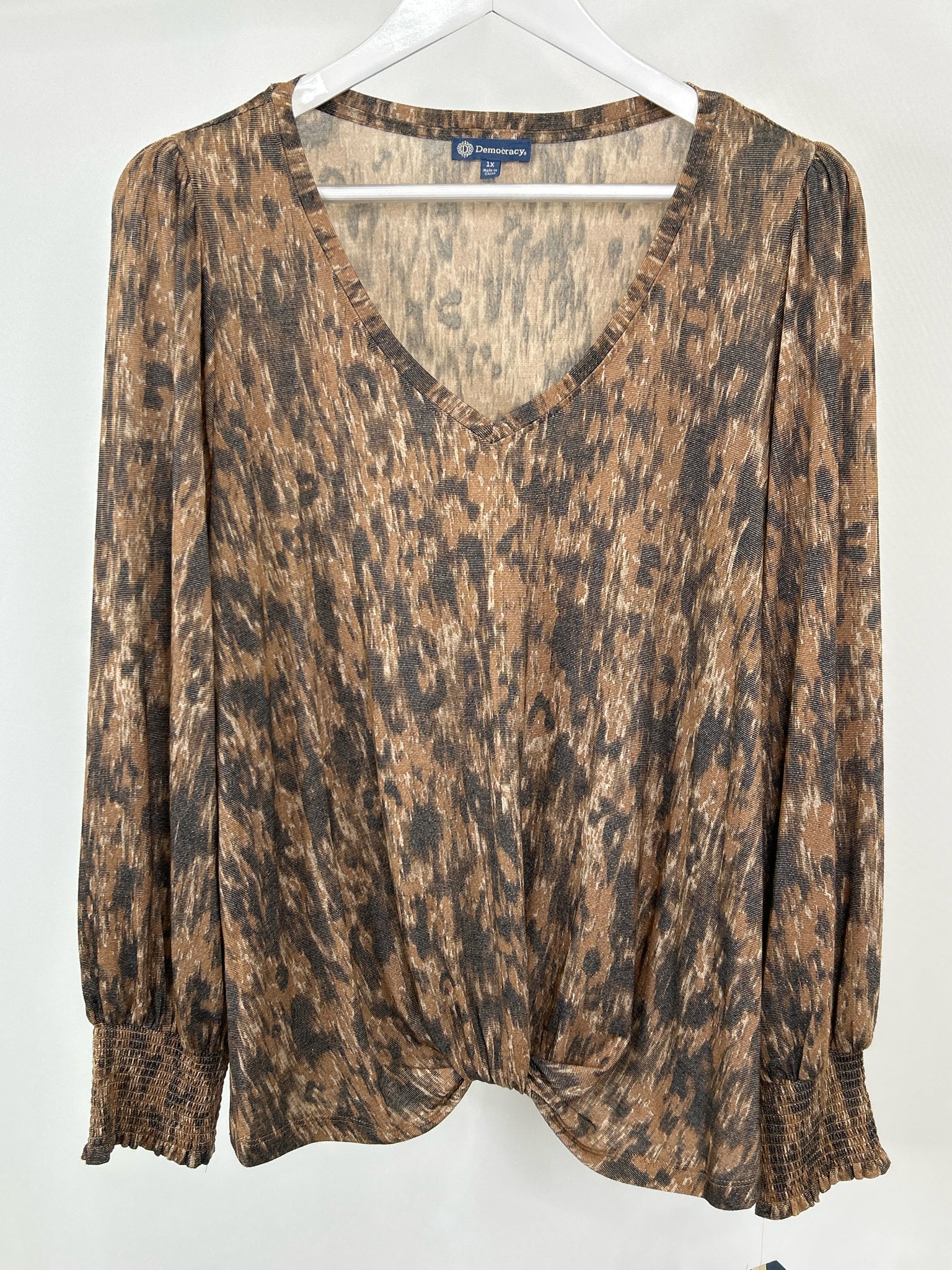 DEMOCRACY Size 1X Brown Print Women Top