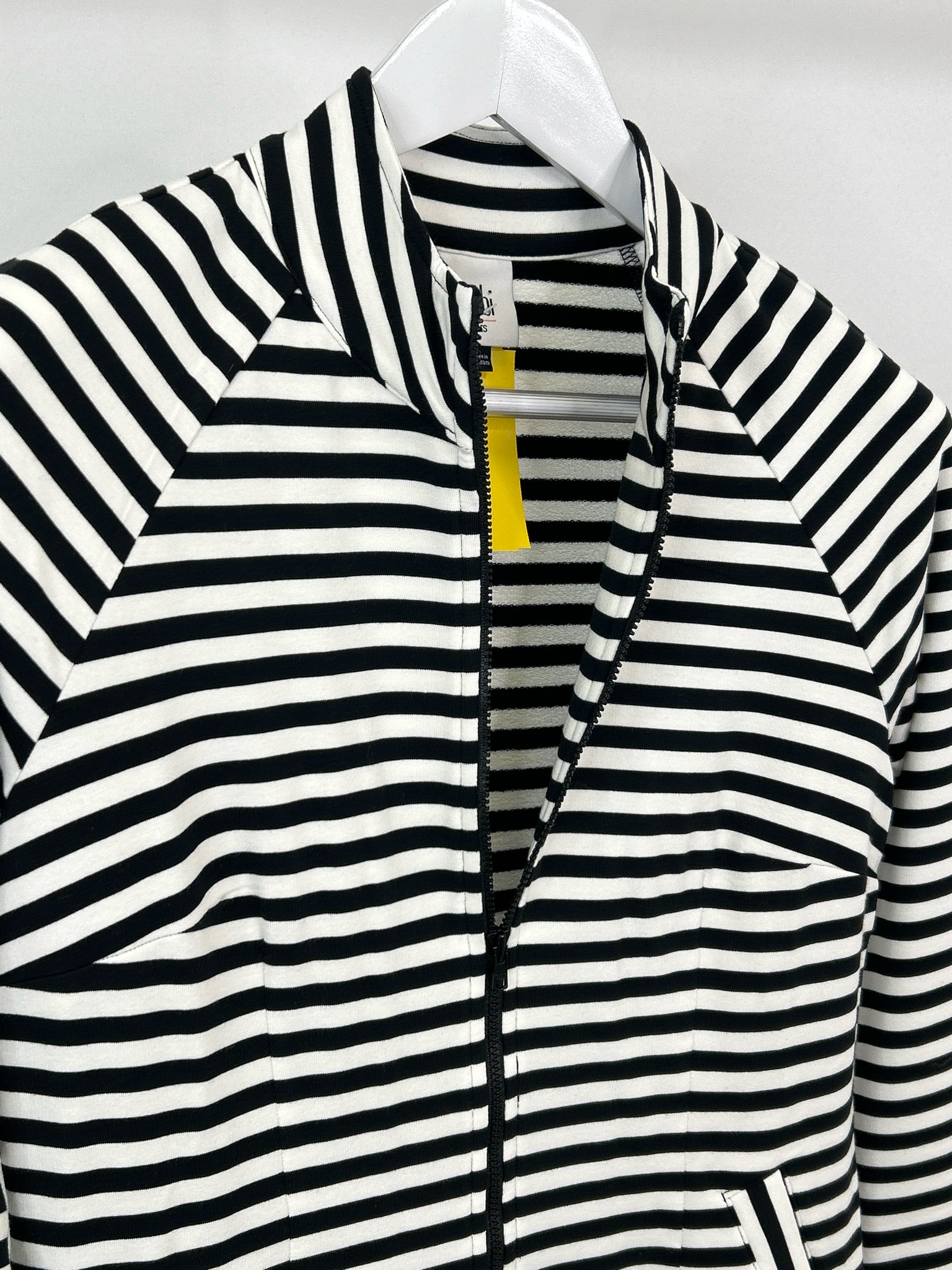 CABI Size XS Black & White Women Jacket