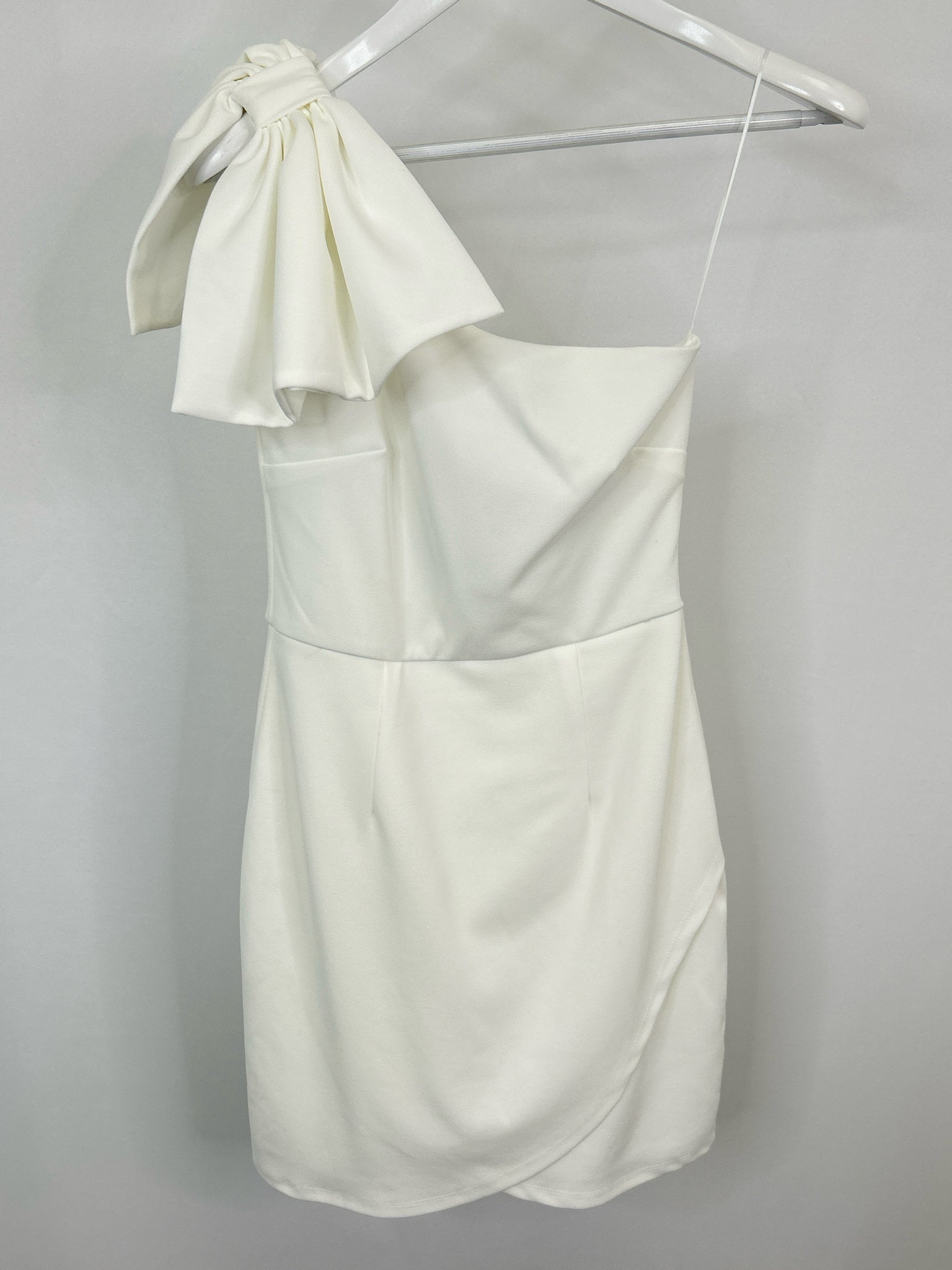 miami NWT Size S White Women Dress