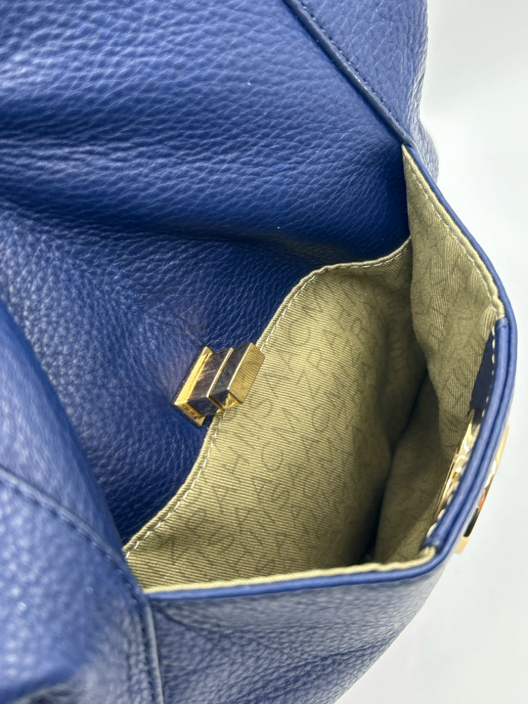 ISSAC MIZRAHI BLUE AND TAN Purse