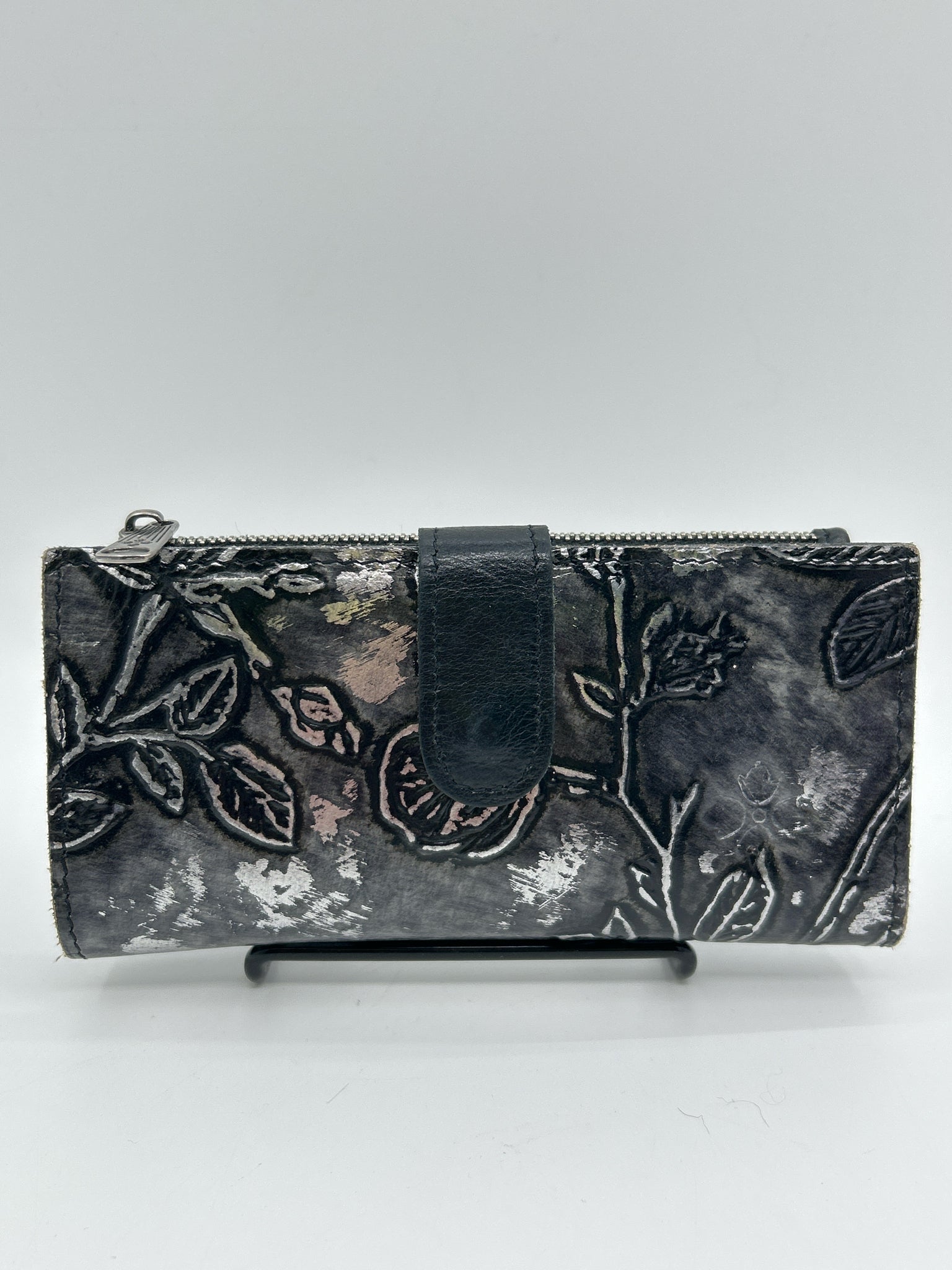 PATRICIA NASH Black and Silver Women Wallet